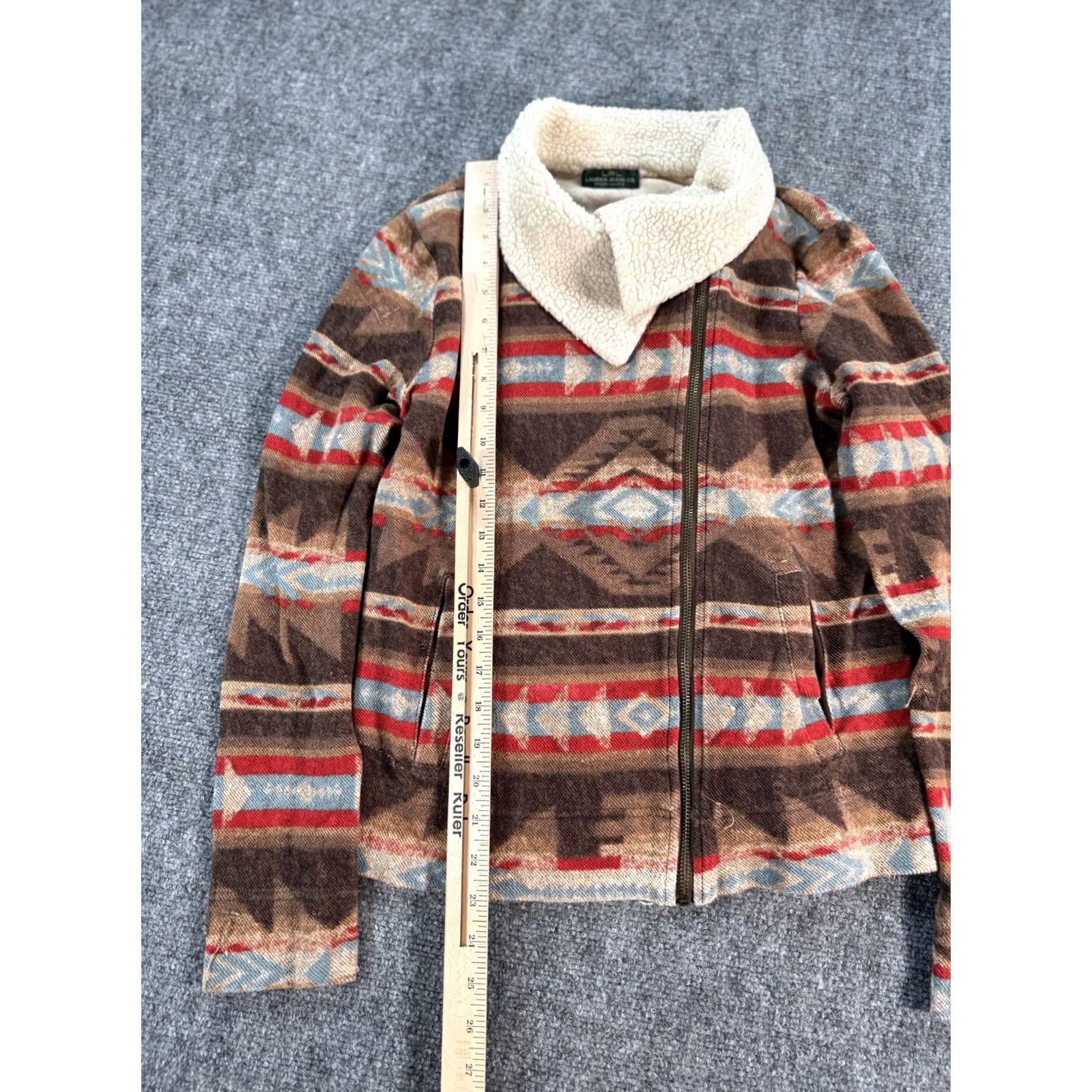 Ralph Lauren VINTAGE Lauren Ralph Lauren Jacket Womens Small Brown Aztec Sherpa Collar Zip Jacket Size 28" / US 6 / IT 42 - 6 Thumbnail
