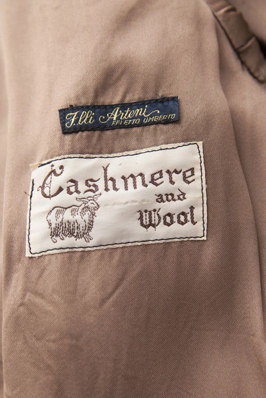 Vintage Vintage cashmere coat Size US M / EU 48-50 / 2 - 6 Thumbnail