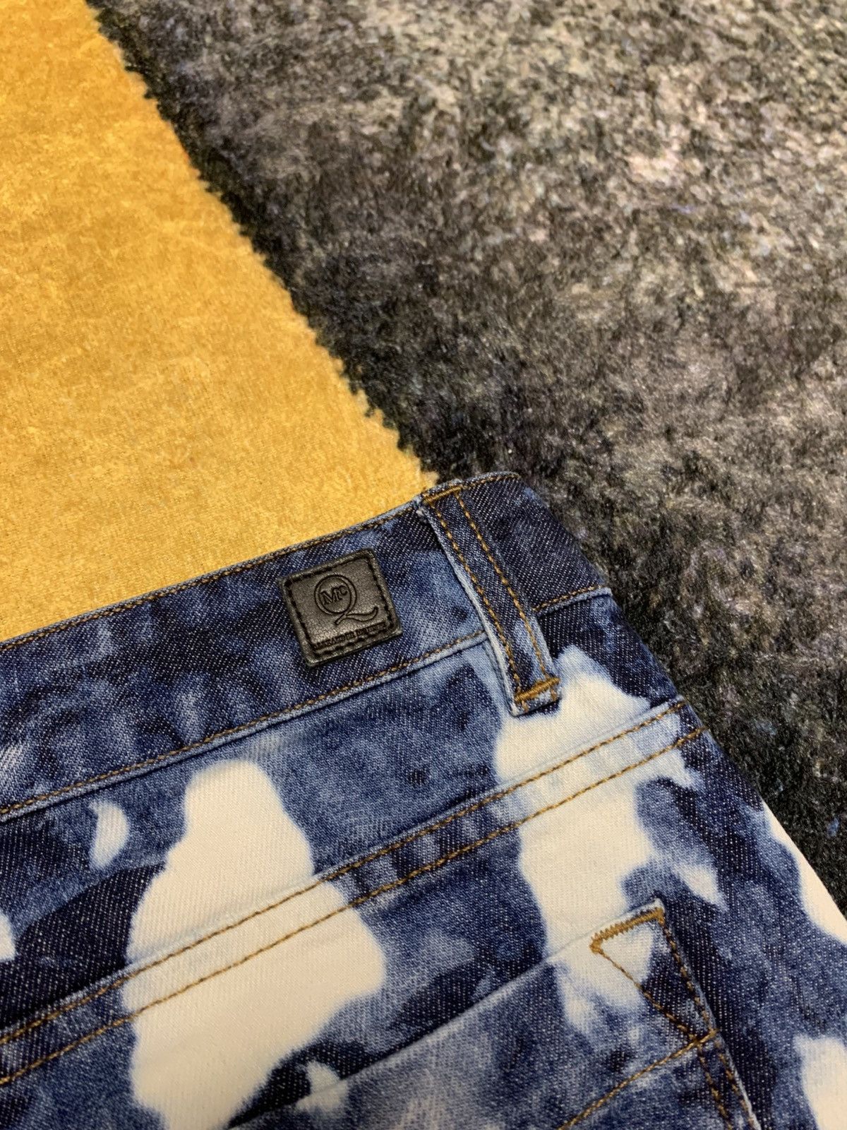 Alexander McQueen Alexander McQueen Jeans Acid Wash Size ONE SIZE - 9 Thumbnail