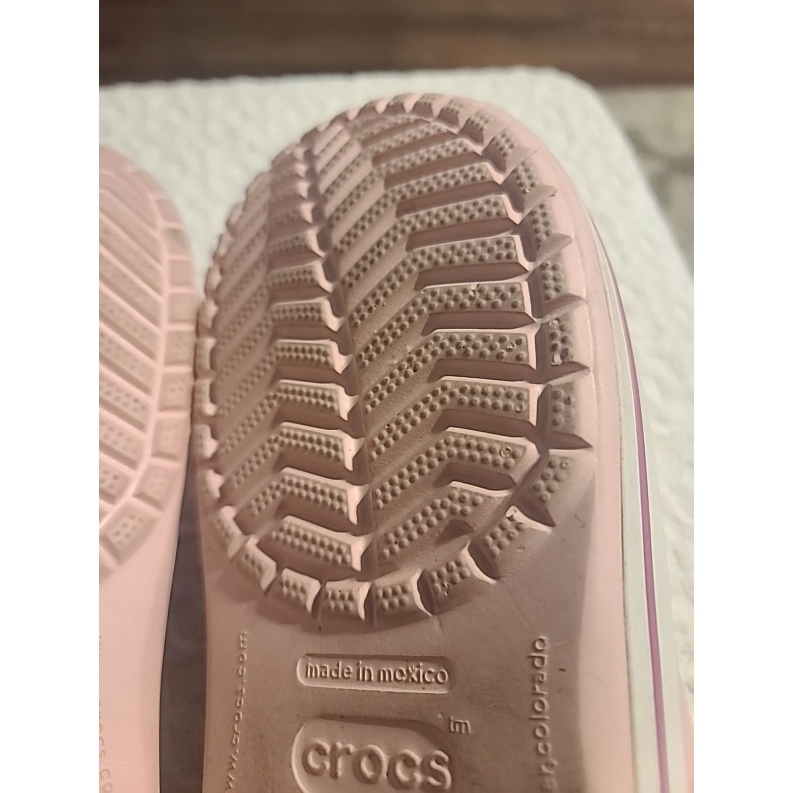 Crocs Crocs Unisex Croc Clog - Pearl Pink/Wild Orchid Men's 11 Size US 11 / IT 41 - 11 Thumbnail