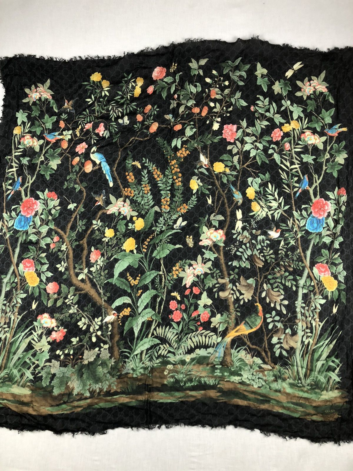 image of Gucci Tian Print Tropical Jungle Silk Floral in Green, Women's