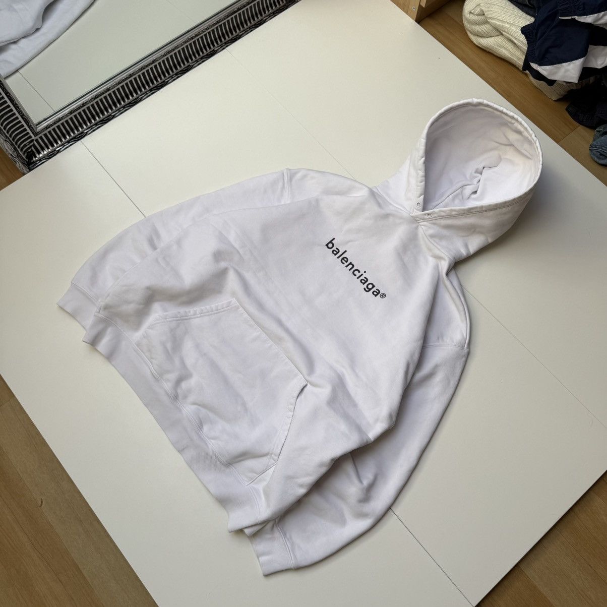 Balenciaga Balenciaga copyright oversize fit cotton white hoodie Size US M / EU 48-50 / 2 - 7 Thumbnail