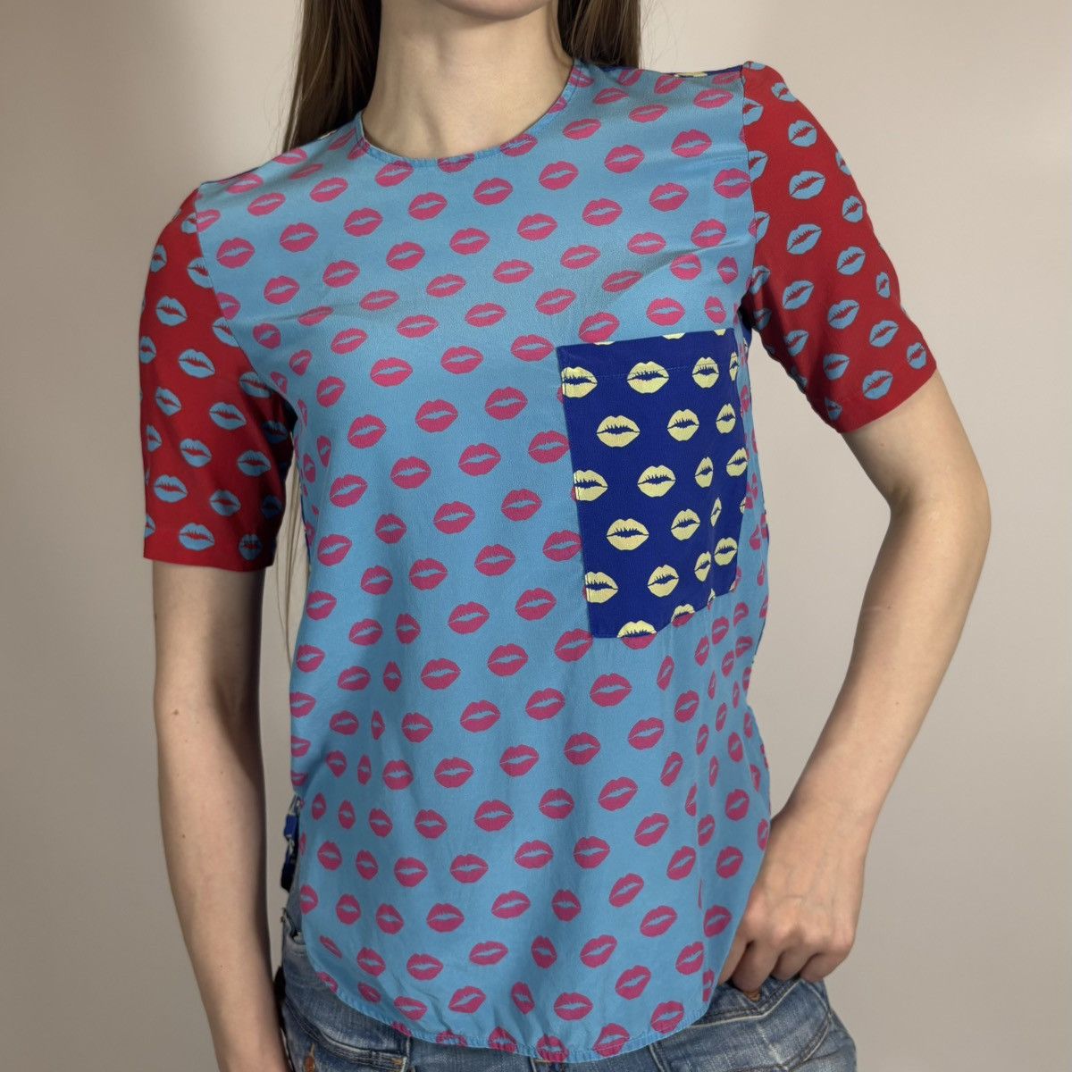 Markus Lupfer Vintage Y2K Markus Lupfer Silk Retro Kiss Logo Shirt Luxury Size XS / US 0-2 / IT 36-38 - 2 Thumbnail