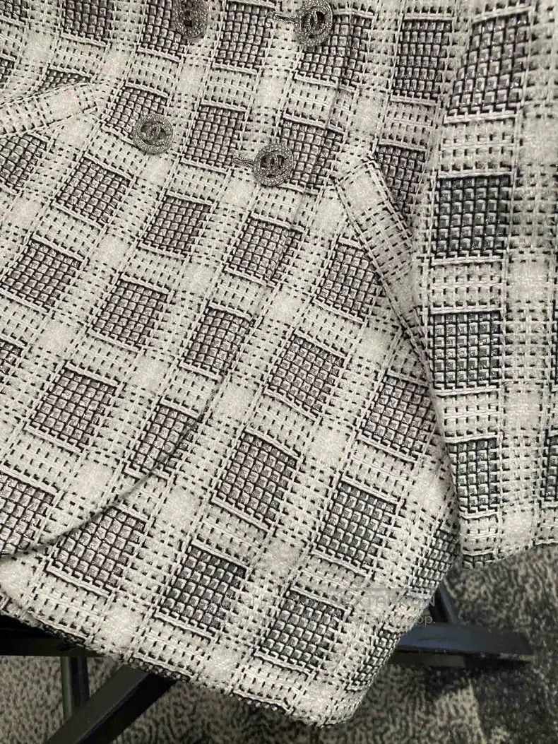 Chanel Chanel Black and white fine glitter plaid lapel jacket Size XXS / US 00 / IT 34 - 4 Thumbnail