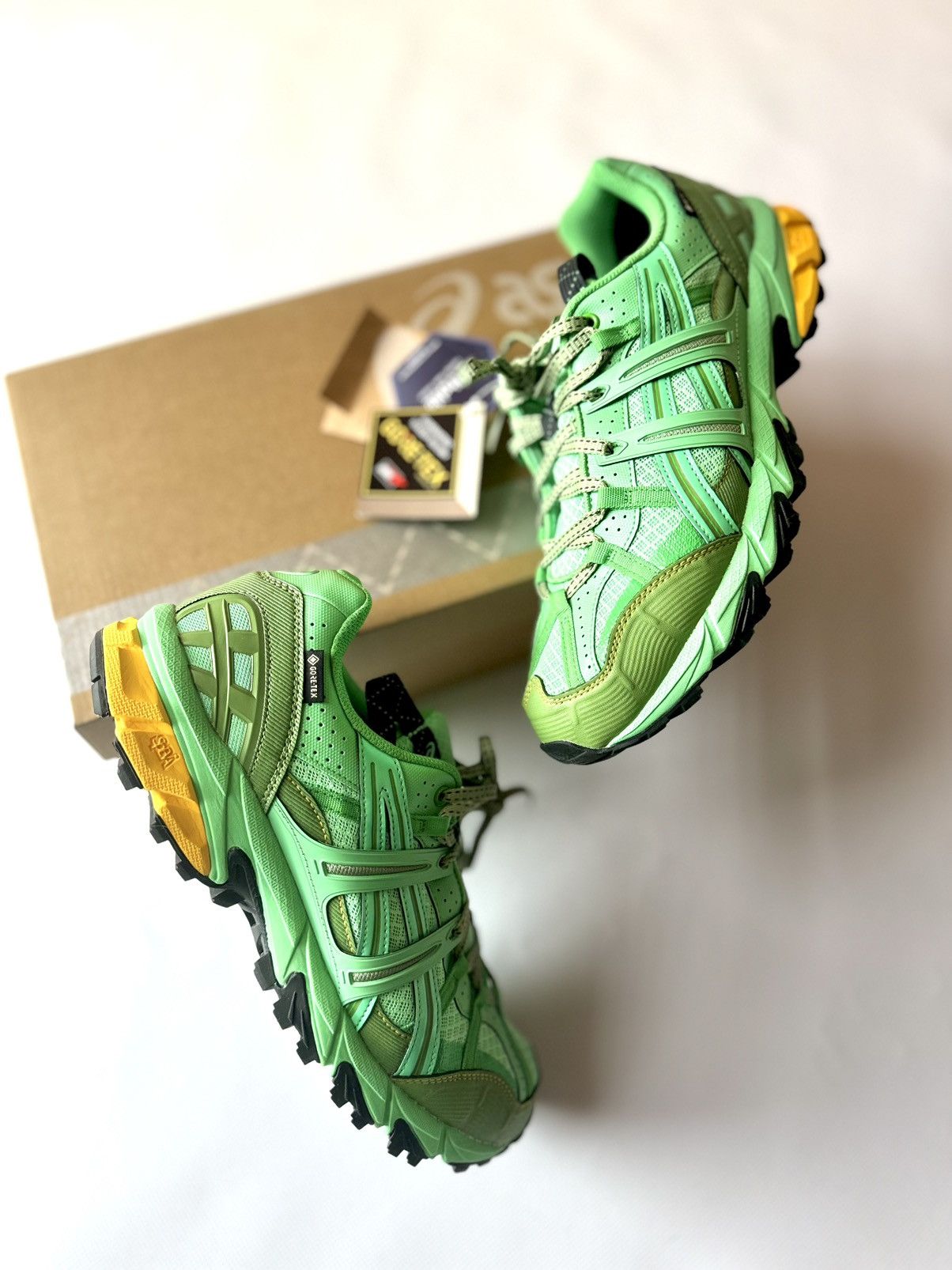 image of Asics Gel-Sonoma 15-50 Gore-Tex Shoes in Green, Men's (Size 10)