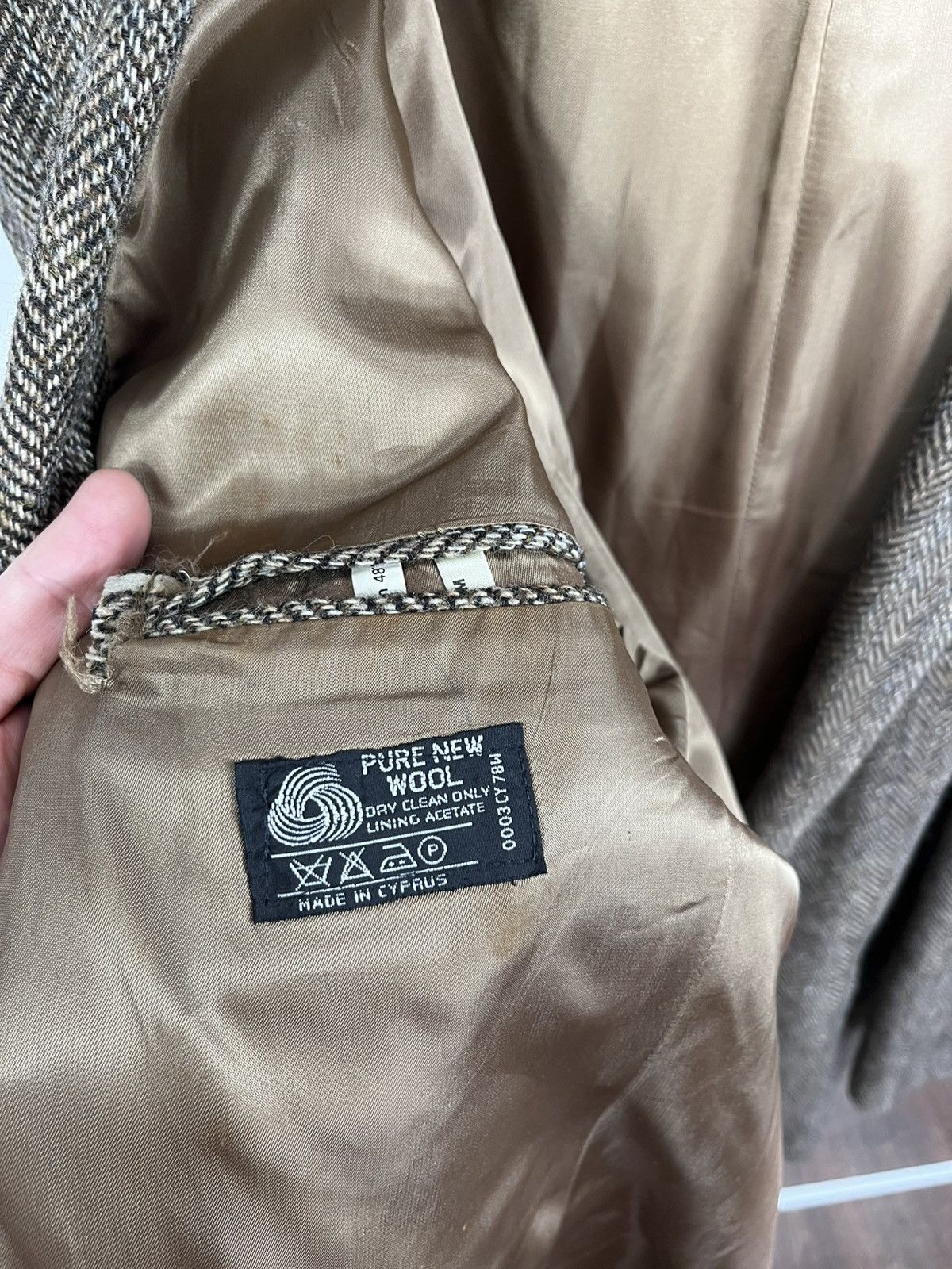 Harris Tweed Vintage Tweed Blazer Pure New Wool Brown EU 48 Herringbone Size US XXL / EU 58 / 5 - 9 Thumbnail