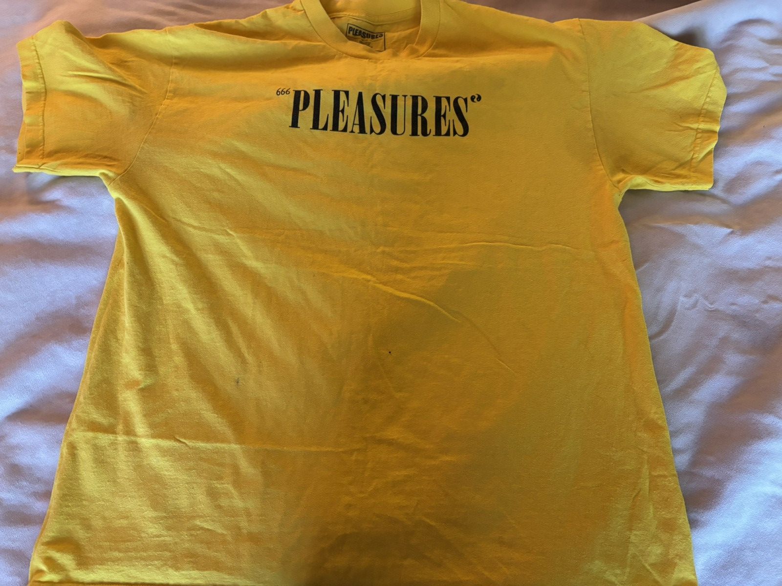 Pleasures Pleasures Yellow Graphic T-Shirt Size US XL / EU 56 / 4 - 1 Thumbnail
