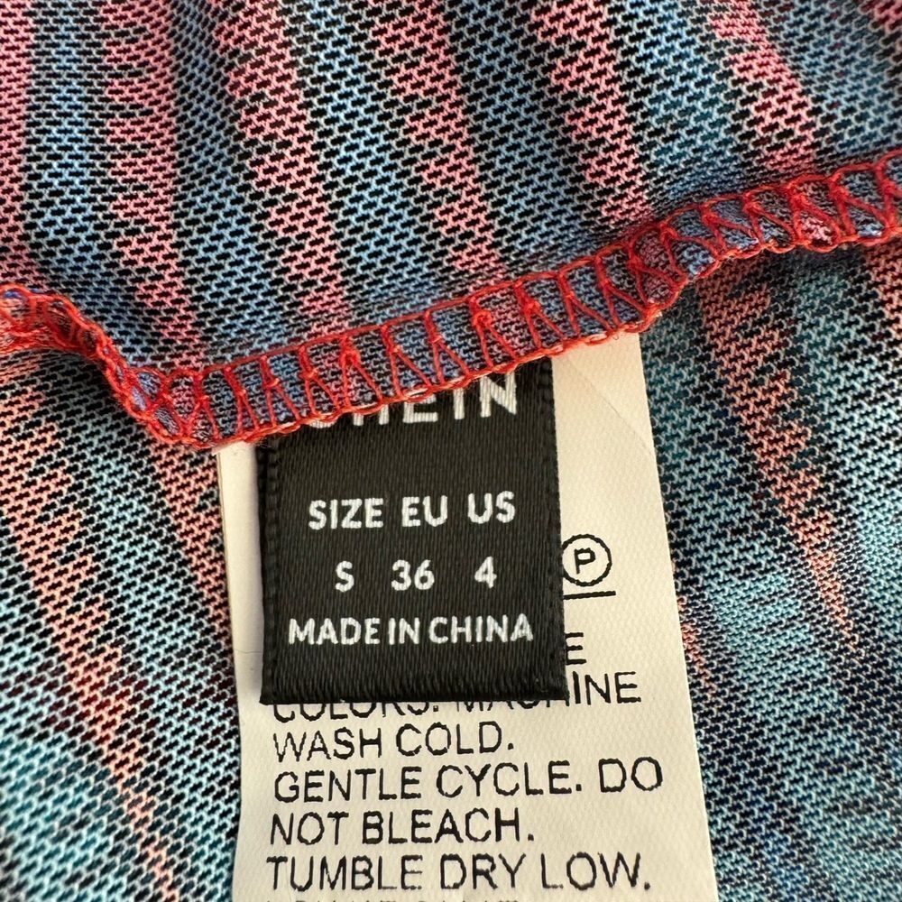 Shein SHEIN Blue & Red Geo Print Criss Cross Swim Cover-Up Dress – Size S / US 4 / IT 40 - 4 Thumbnail