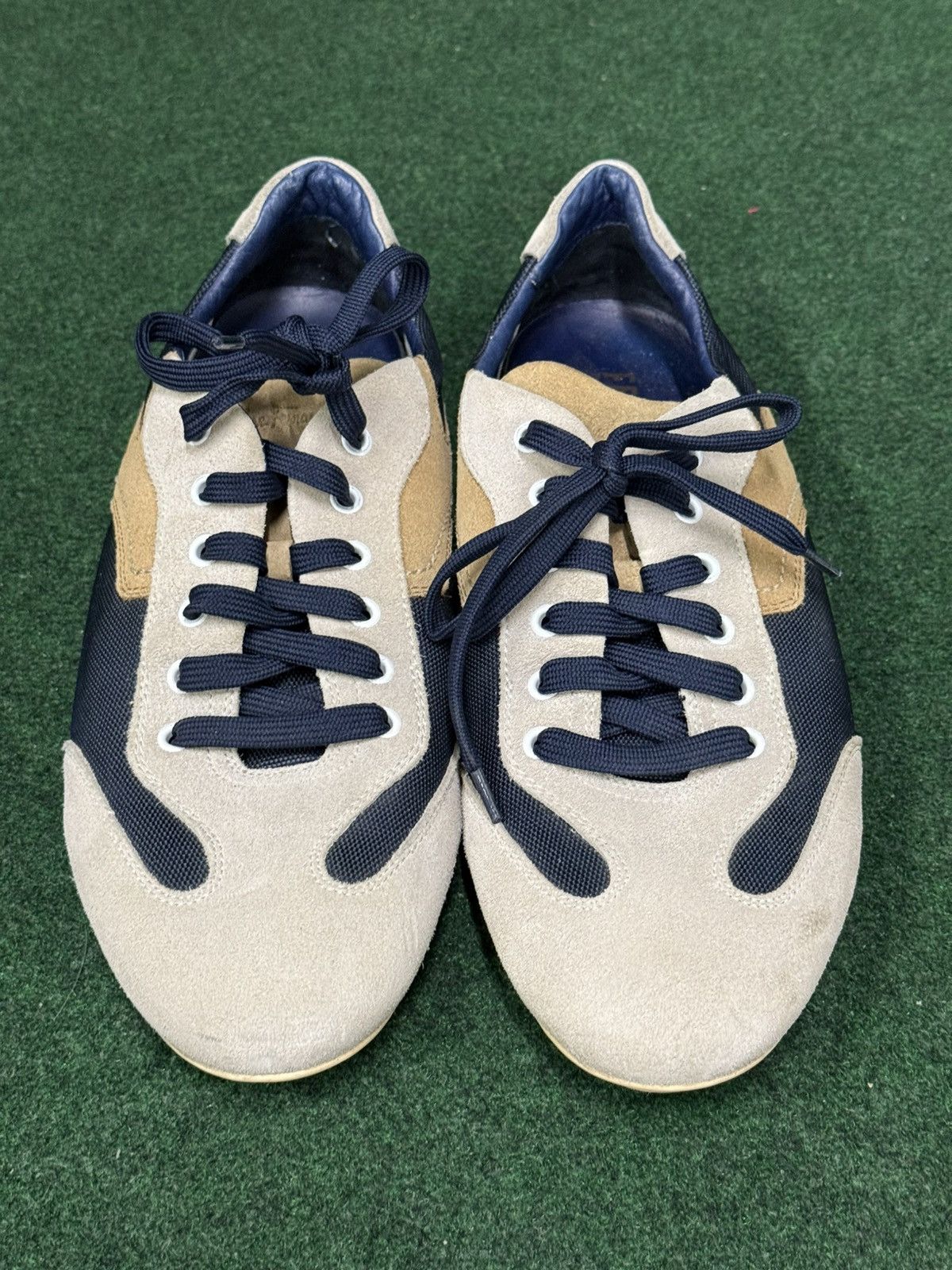 Salvatore Ferragamo Salvatore Ferragamo Suede Casual Shoes Size US 9.5 / EU 42-43 - 2 Thumbnail