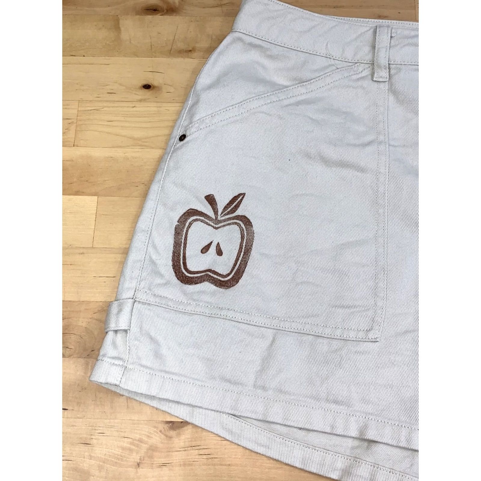 Billabong Billabong Shorts Women 28 Beige Bermuda Casual Beach Surf Skate 3" Inseam 13156 Size 28" / US 6 / IT 42 - 2 Thumbnail