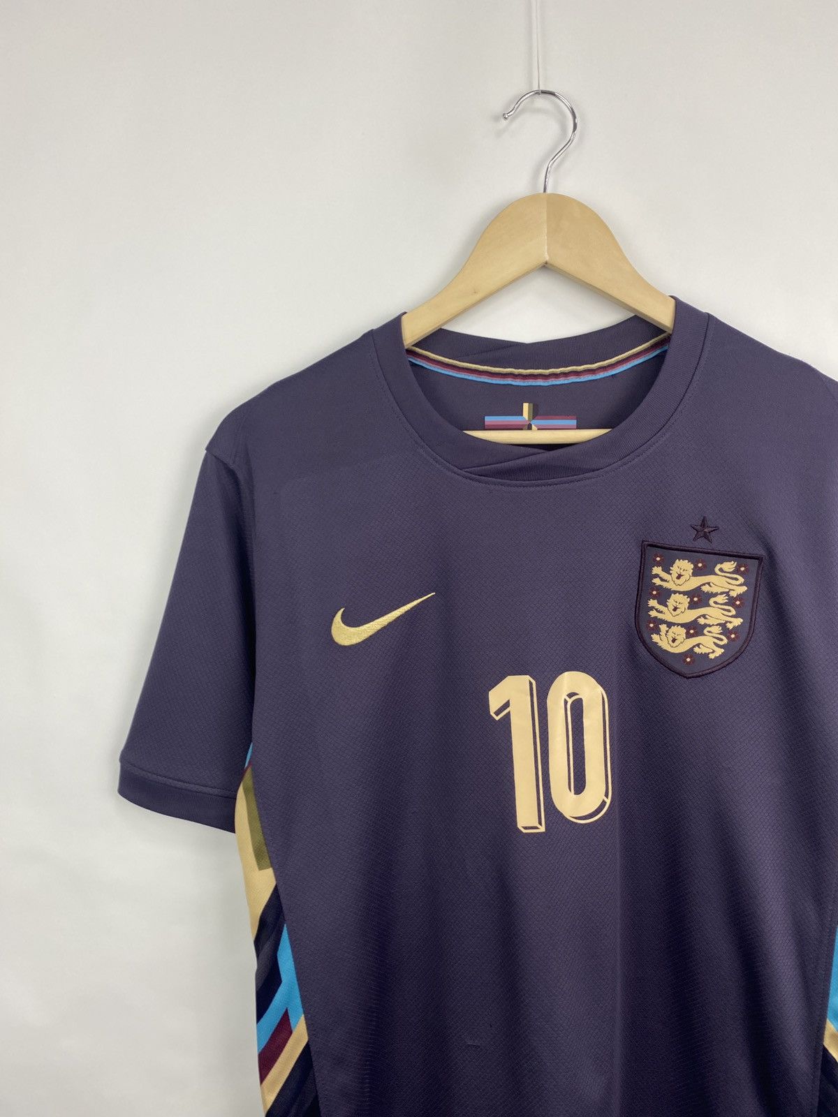 Nike 🏴󠁧󠁢󠁥󠁮󠁧󠁿 2024/25 England Nike Bellingham 10 Soccer Jersey Rare Y2K Size US M / EU 48-50 / 2 - 4 Thumbnail
