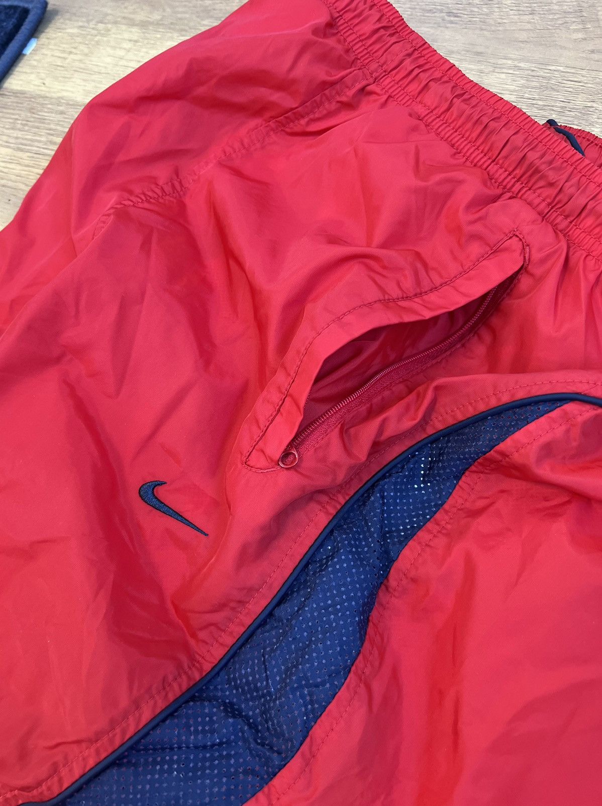 Vintage Nike vintage Rare red pants unisex Size US 30 / EU 46 - 6 Thumbnail