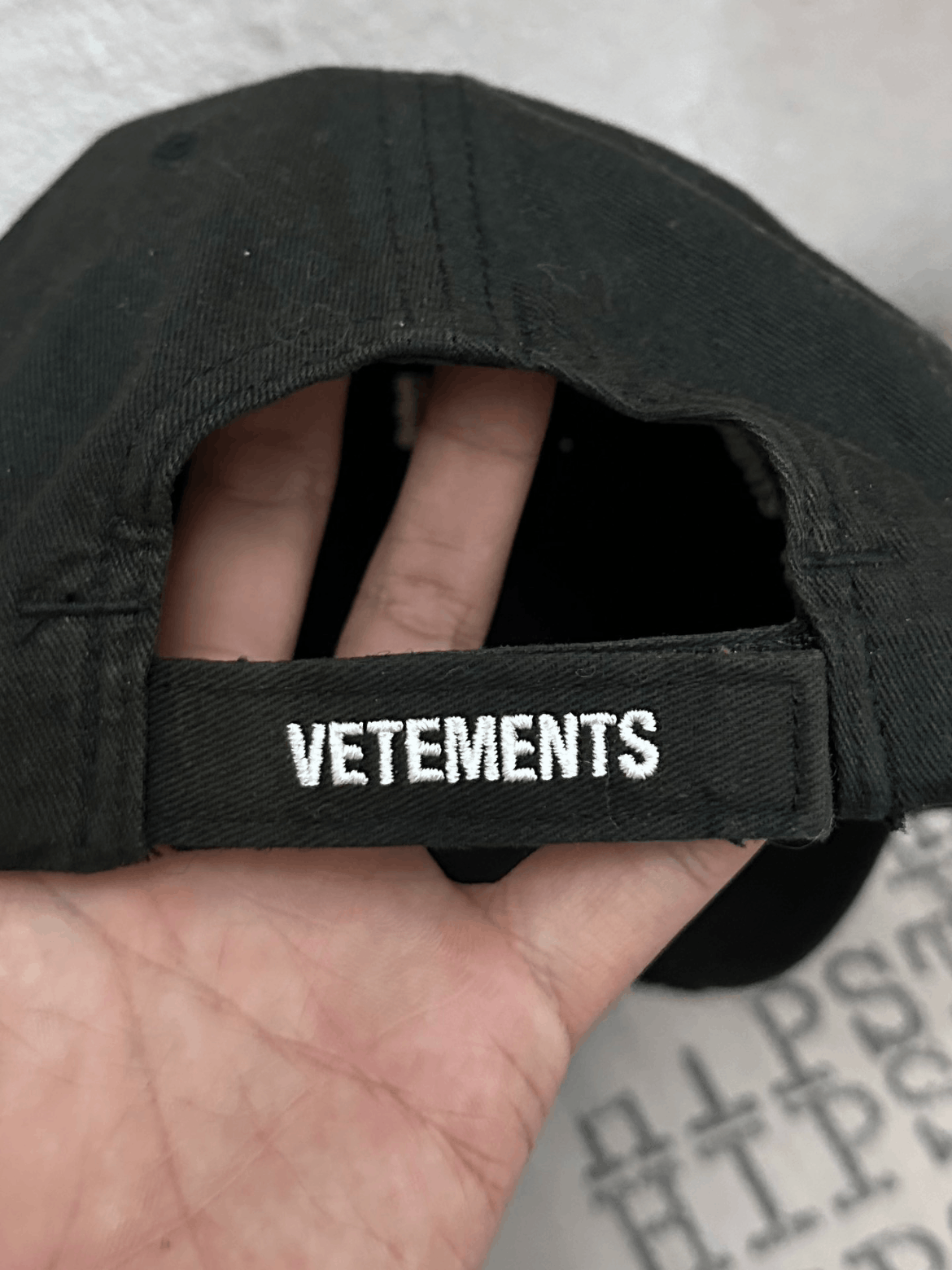 Vetements Vetements 18AW Saturday distressed baseball hat Size ONE SIZE - 4 Thumbnail