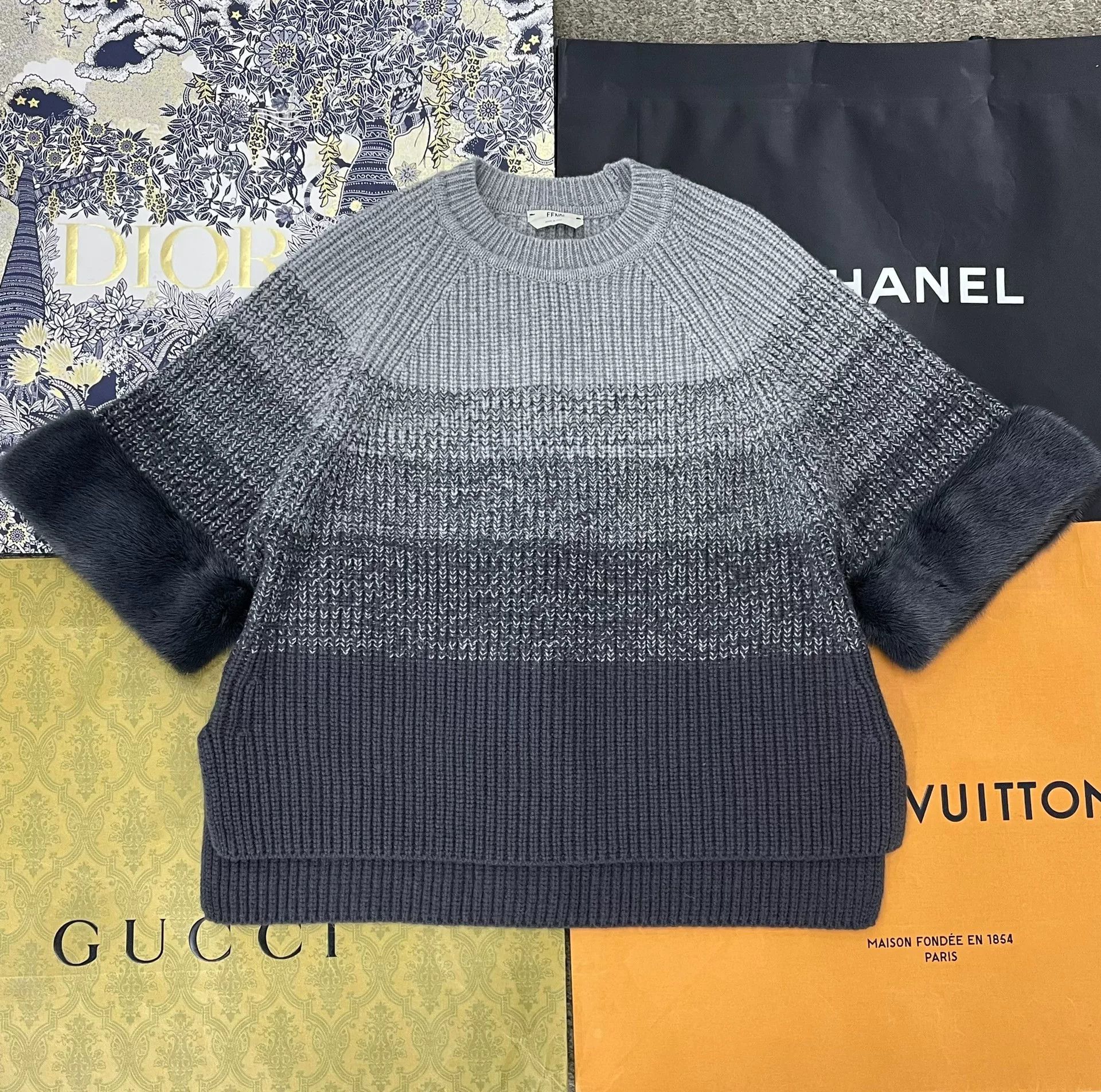Fendi Fendi Gray Mink Striped Sweater Size M / US 6-8 / IT 42-44 - 1 Thumbnail