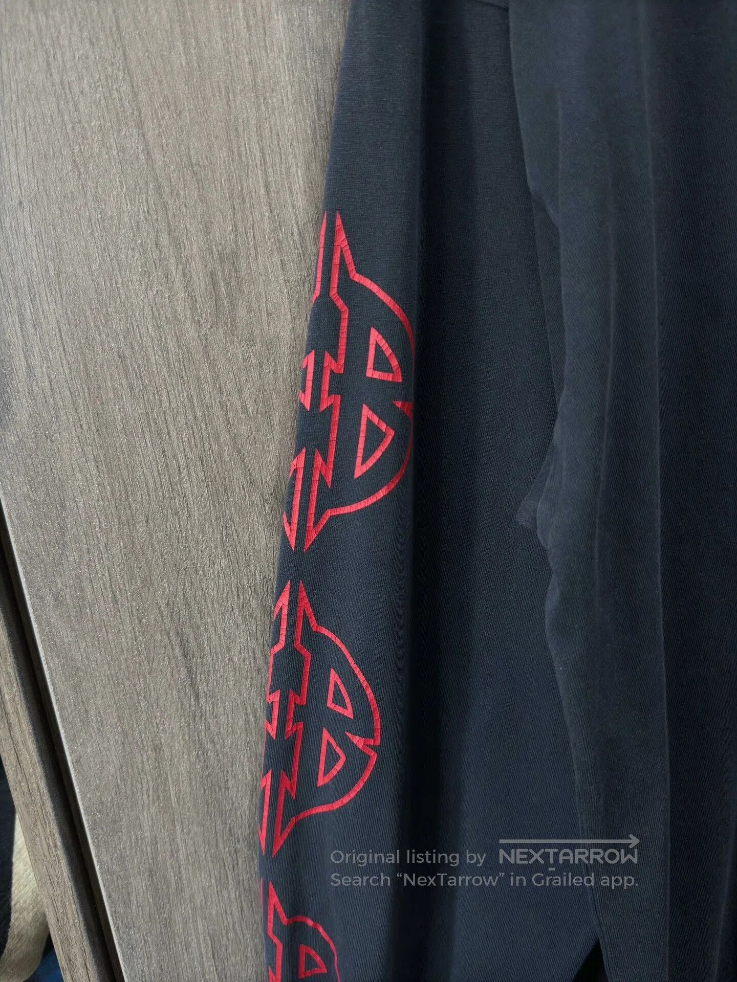 Balenciaga Balenciaga Bitcoin Distressed Longsleeve. Size US S / EU 44-46 / 1 - 2 Thumbnail