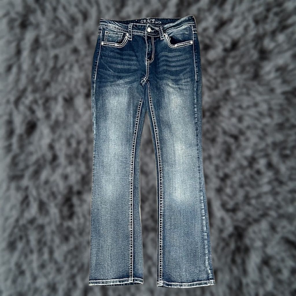 Grace in LA Grace in LA Blue Bootcut Jeans Women 27 Regular 5/27 Feather Embellished Cotton Polyester Spandex Size 27" / US 4 / IT 40 - 1 Thumbnail