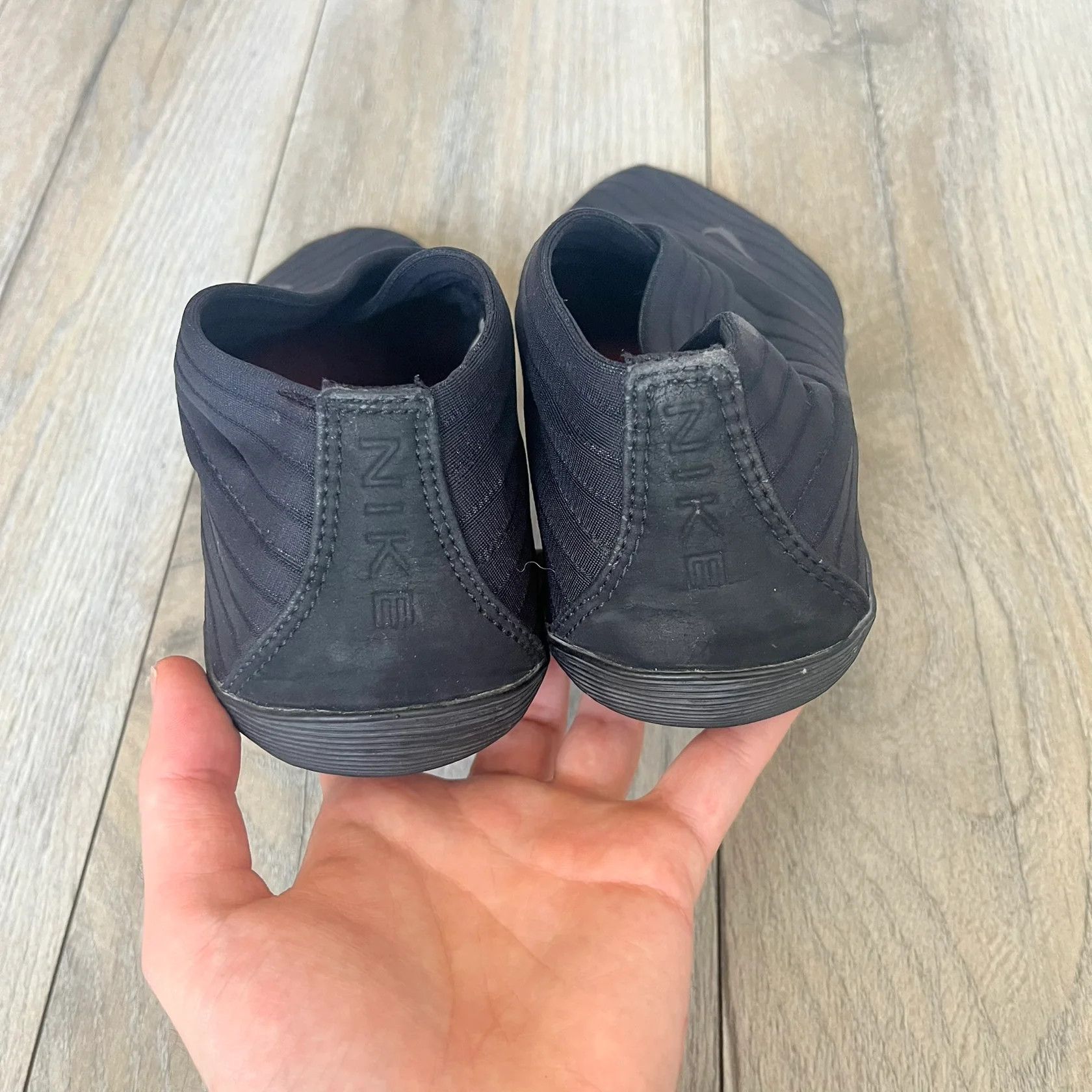 Nike Nike Kyoto 2002 Slip On Black Shoes Size US 9.5 / EU 42-43 - 10 Thumbnail