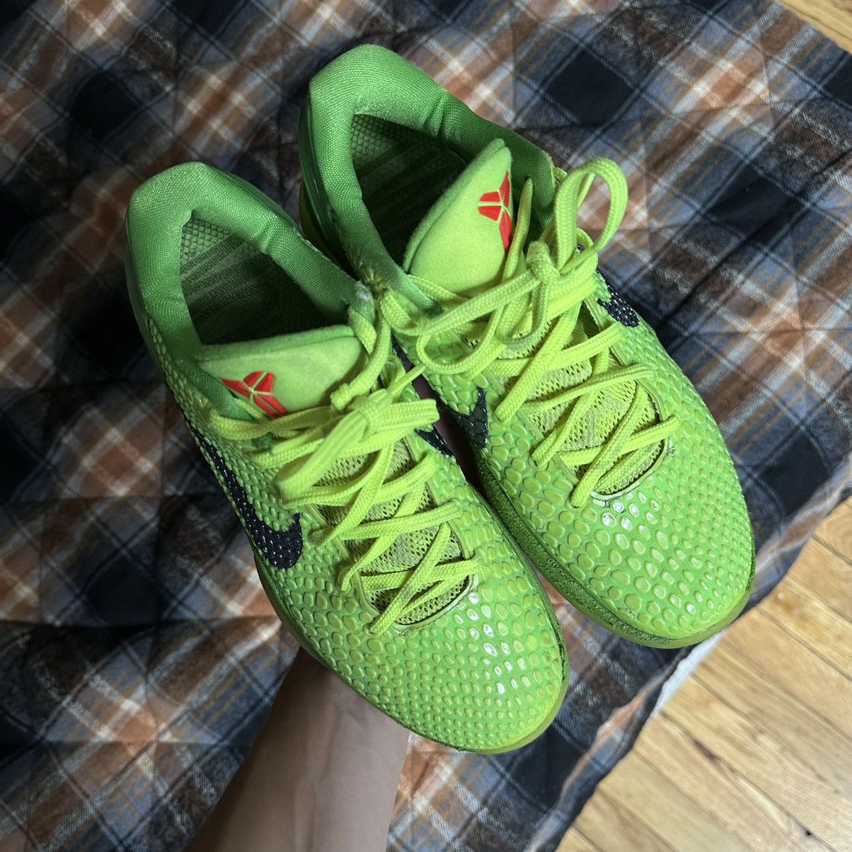 Nike 2020 Nike Zoom Green Kobe 6 Proto Grinch Size US 6.5 / EU 39-40 - 2 Thumbnail