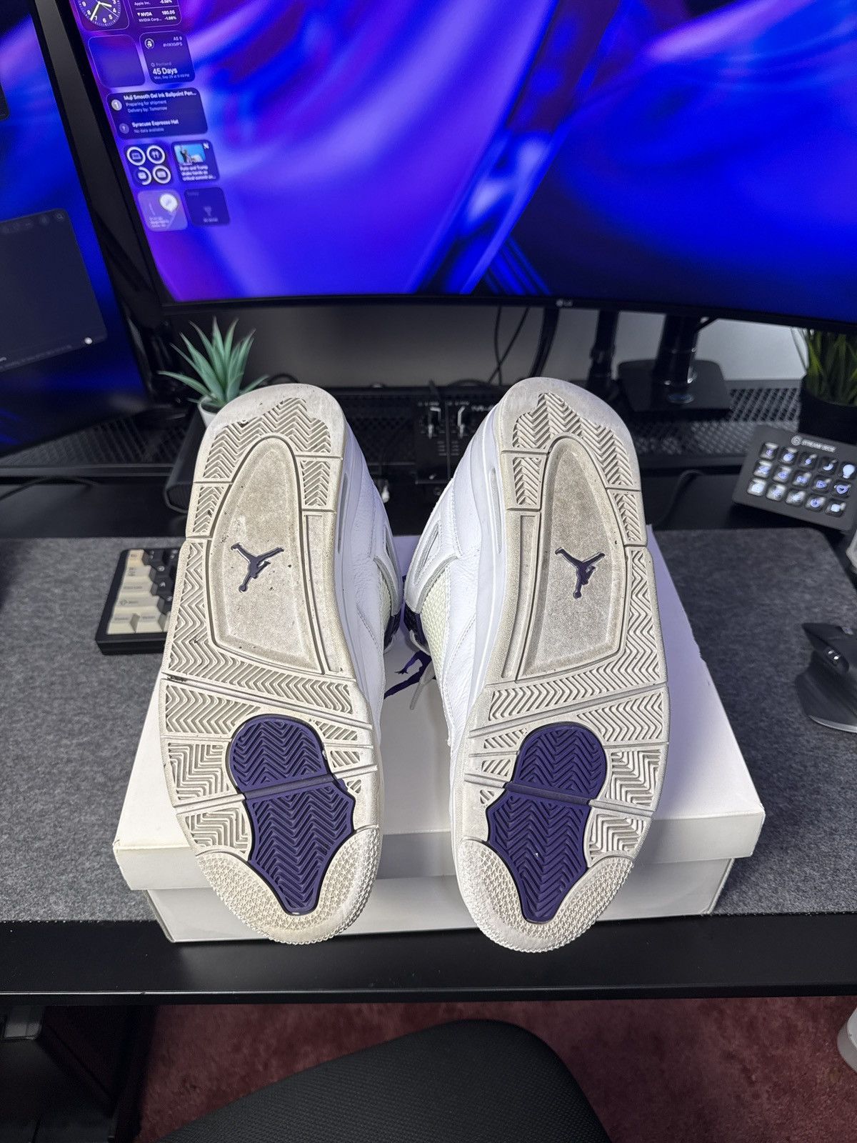 Jordan Brand Jordan 4 Metallic Purple Size US 11 / EU 44 - 6 Thumbnail