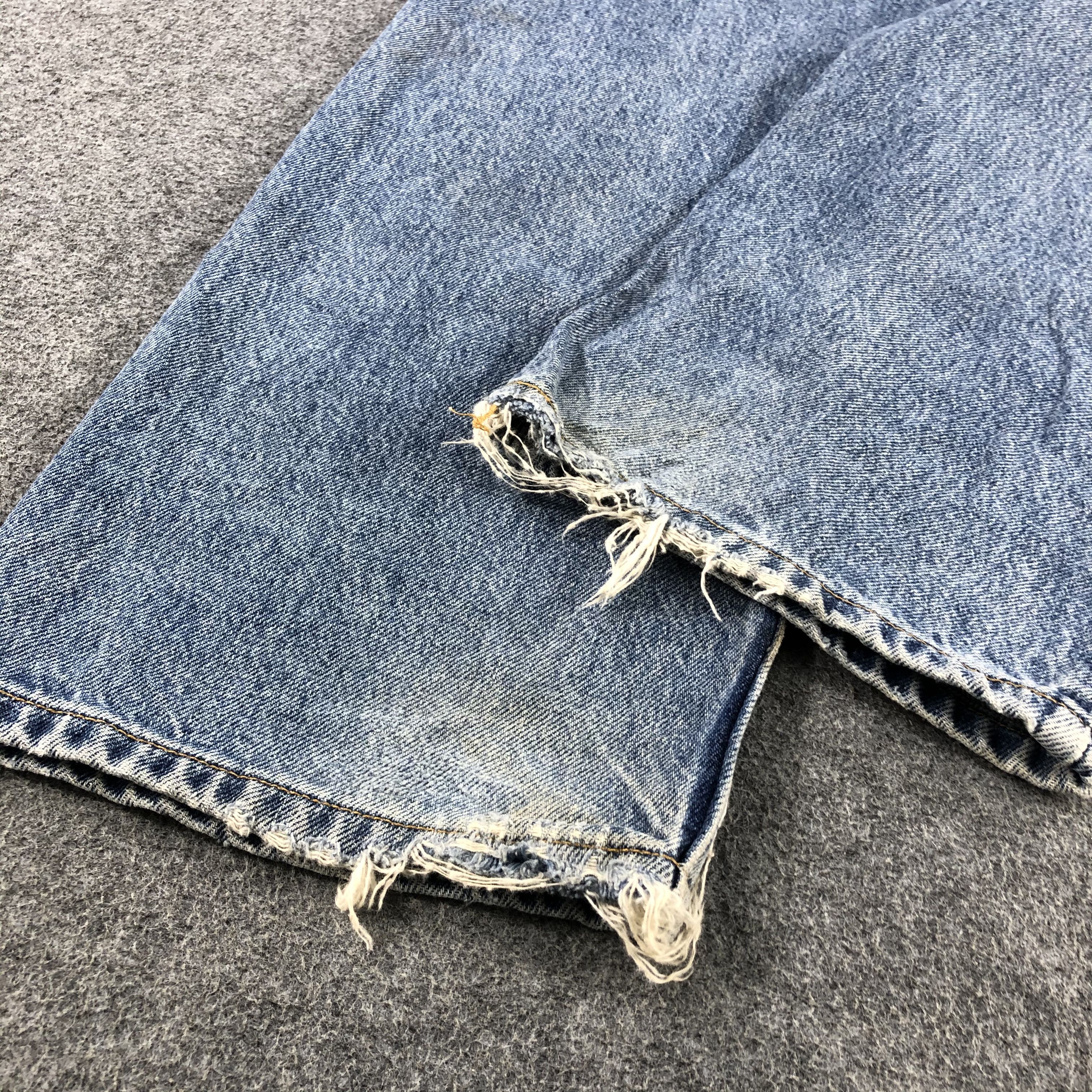 Levi's Vintage Blue Wash Levis Jeans-J2289 Size US 35 - 6 Thumbnail