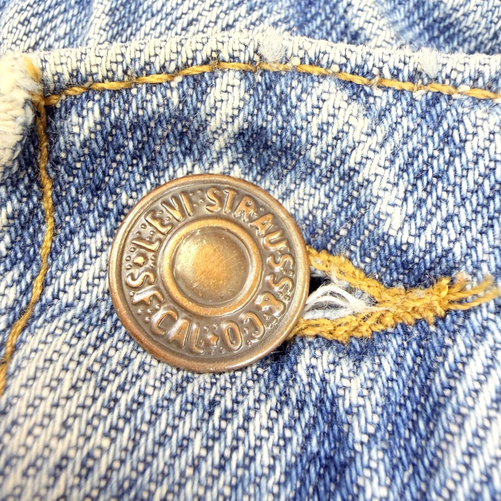 Levi's VTG Orange Tab Levi's 550 Jeans 32 x 30 Light Wash Denim Y2K USA Fabric Size US 32 / EU 48 - 5 Thumbnail