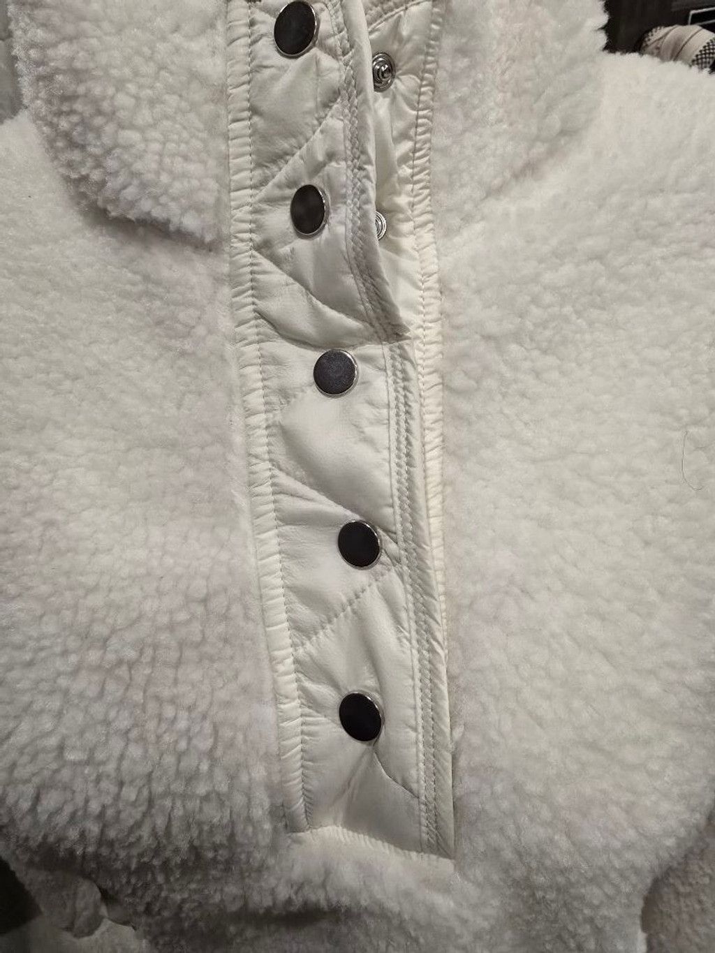 Athleta Athleta White Sherpa Fleece Snap Pullover Sweatshirt L Size L / US 10 / IT 46 - 5 Thumbnail