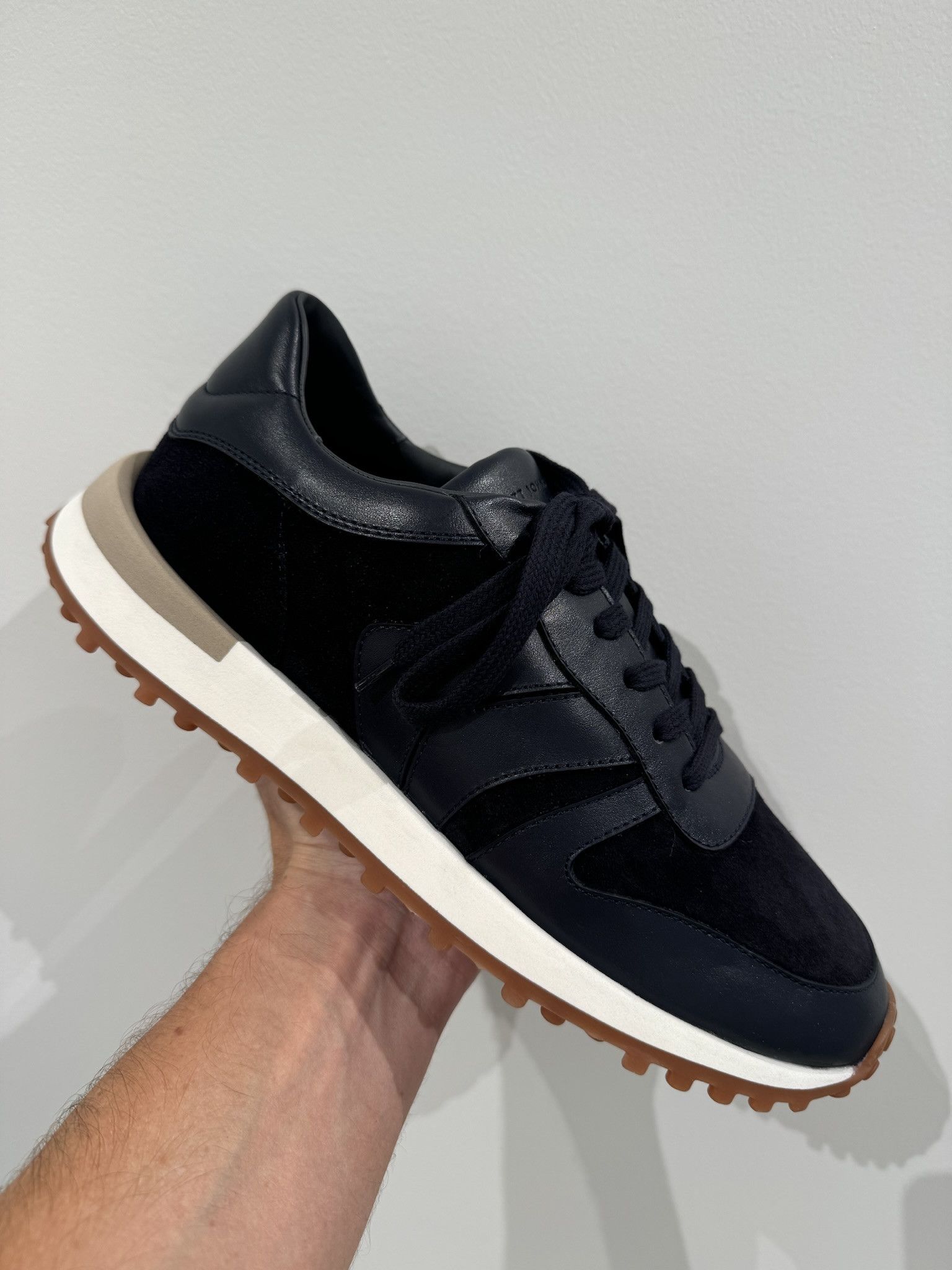 Other Brett Johnson Navy Suede Mc Lean Low Top Sneaker Size US 7 / EU 40 - 1 Preview