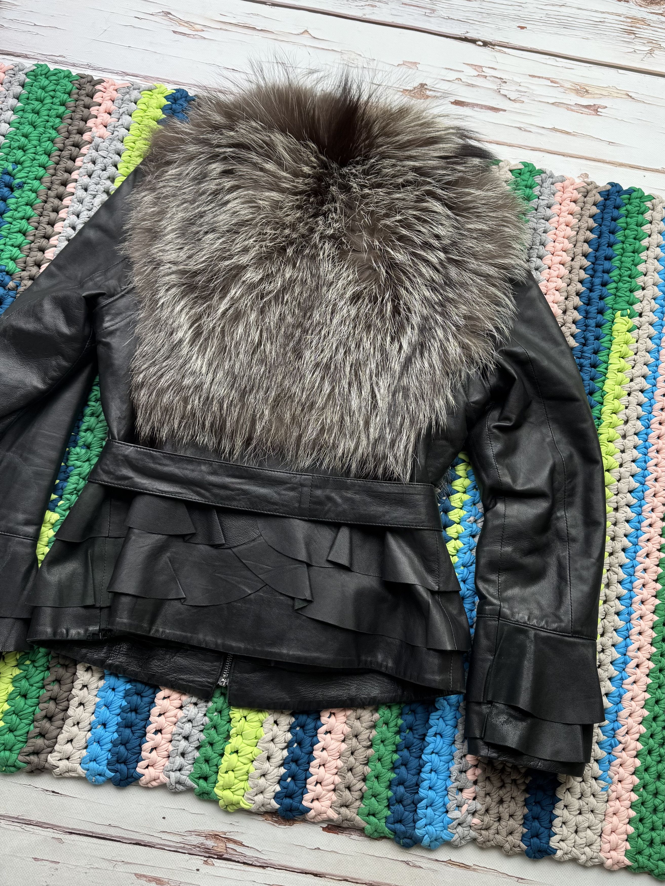 Hysteric Glamour Vintage Cropped Leather Jacket With Fur Details (V22)(D15) Size S / US 4 / IT 40 - 11 Thumbnail