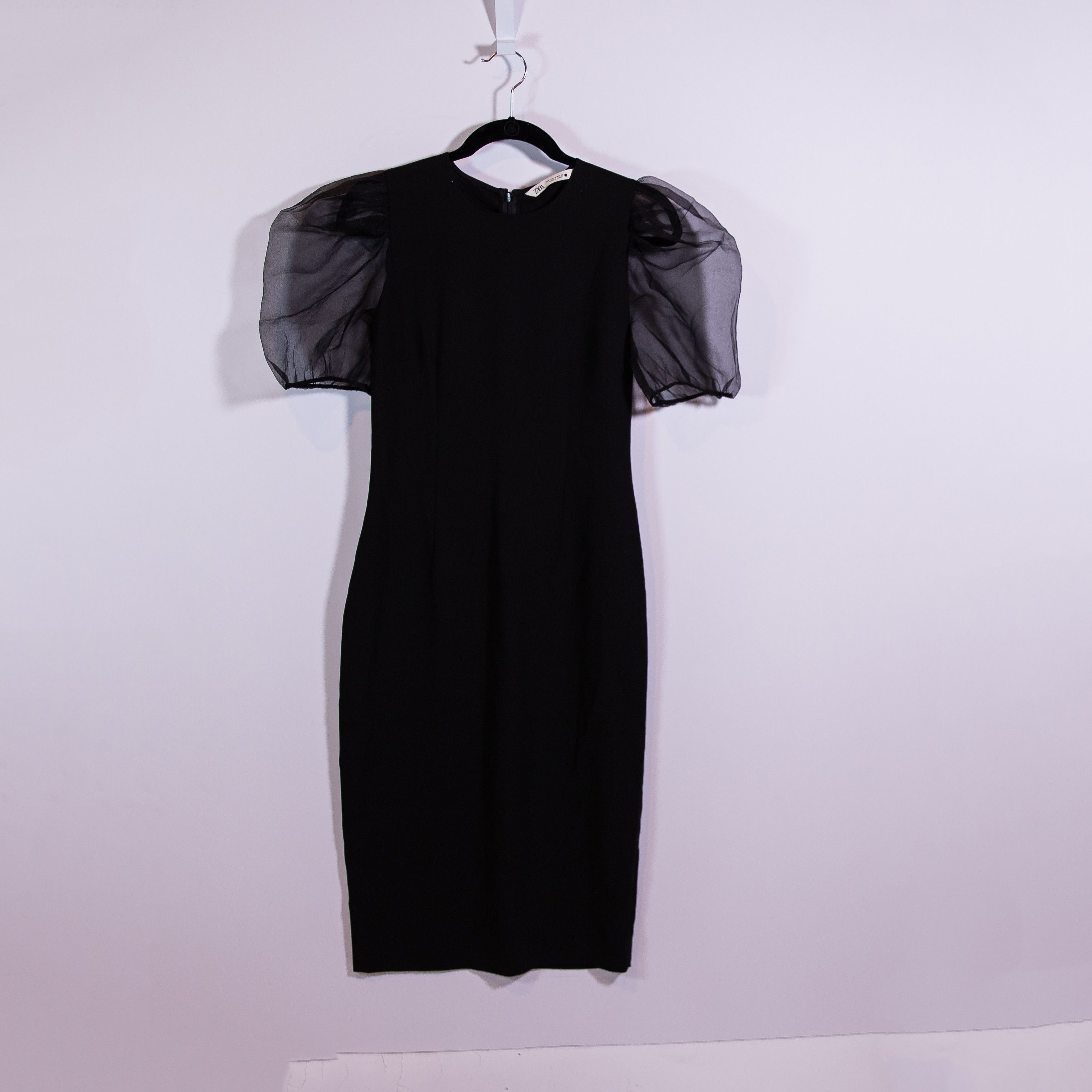 Zara Zara Crepe Semi Sheer Chiffon Puff Short Size S / US 4 / IT 40 - 1 Thumbnail