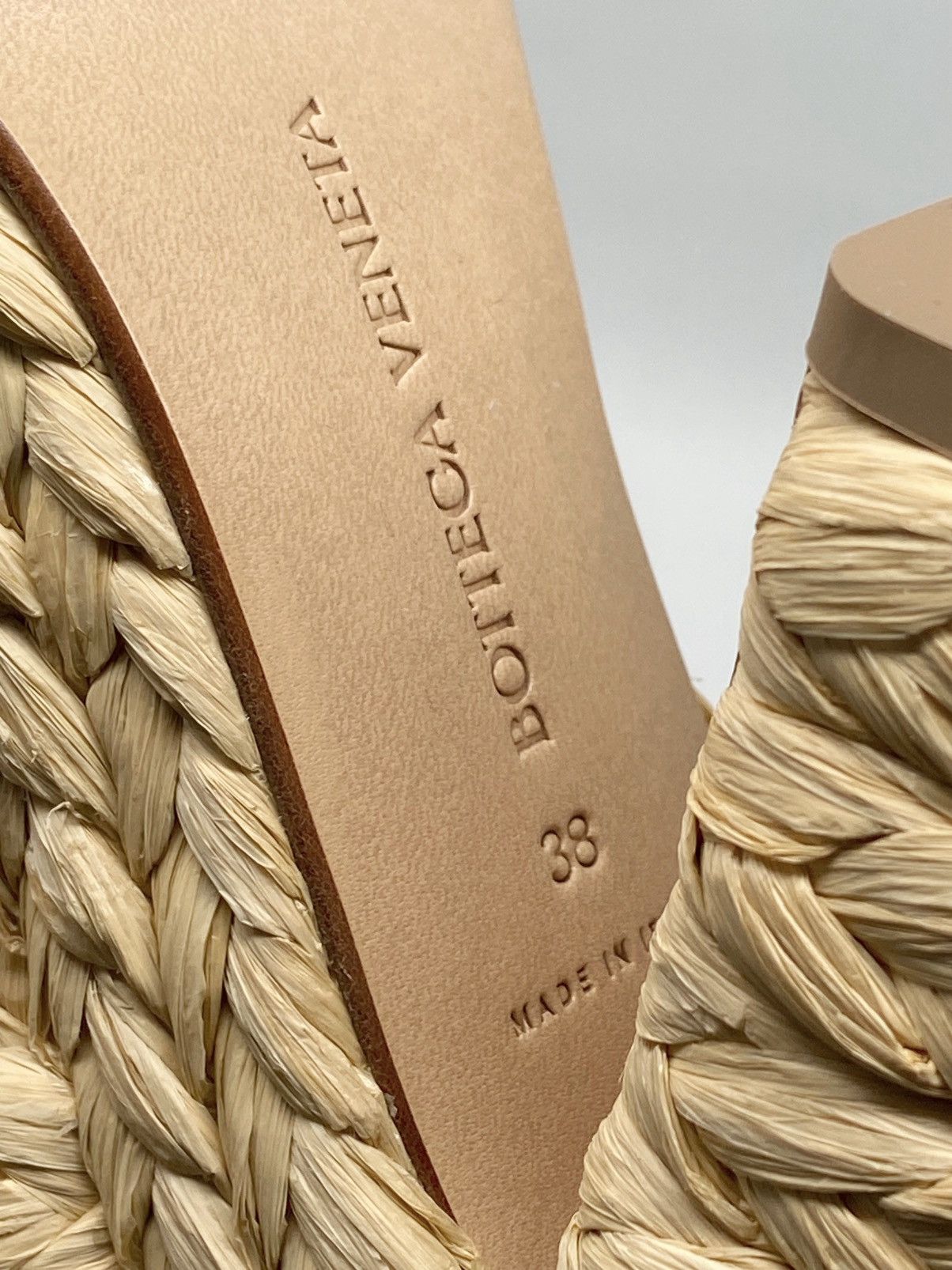 Bottega Veneta Bottega Veneta Trinity Weave Raffia Platform Sandals size 38 Size US 8 / IT 38 - 15 Thumbnail