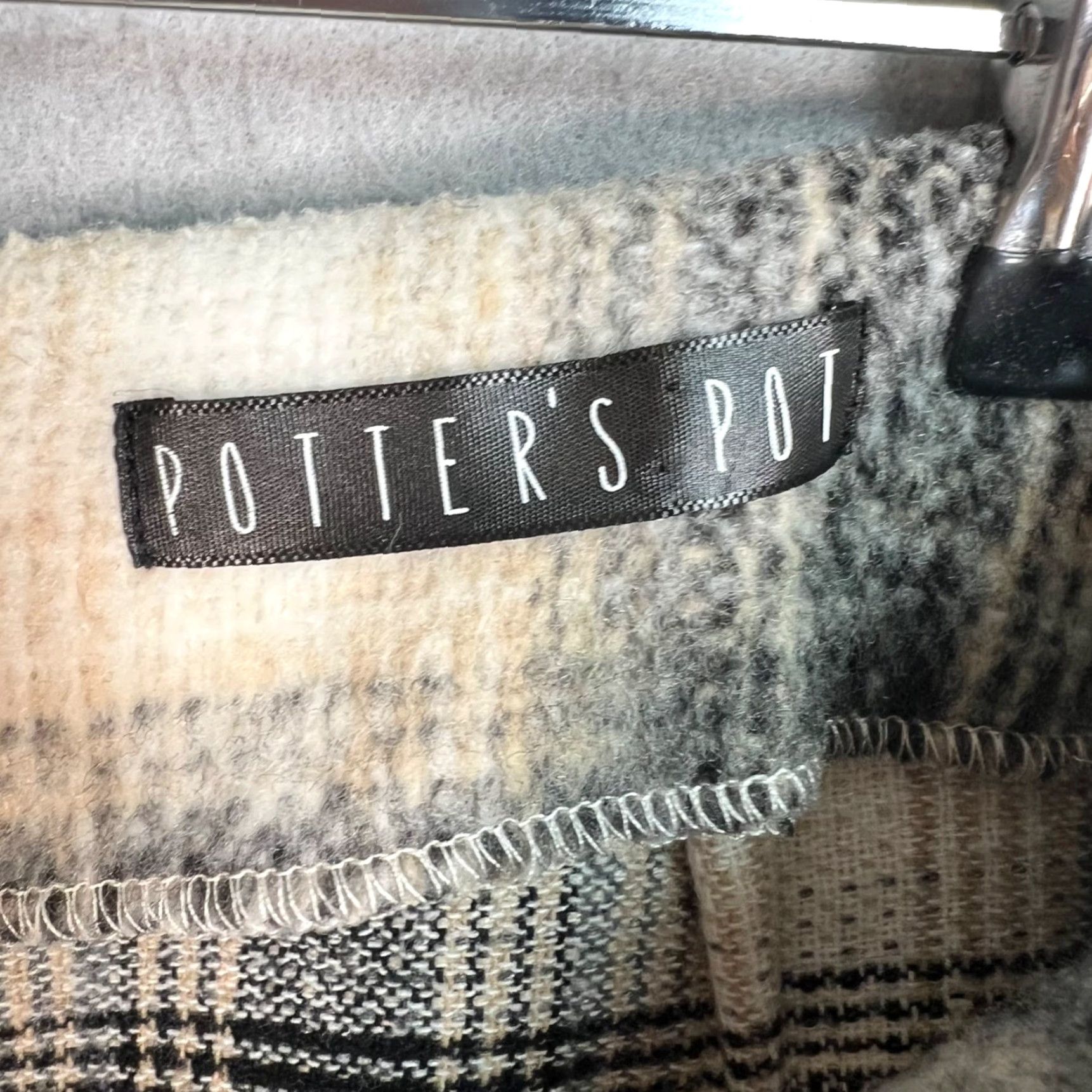 Vintage VINTAGE Potter's Pot Plaid Mini Skirt WITH Back Zip Size M Black Womens Short Skirt (Broken) Potters Pot Size 32" / US 10 / IT 46 - 3 Thumbnail