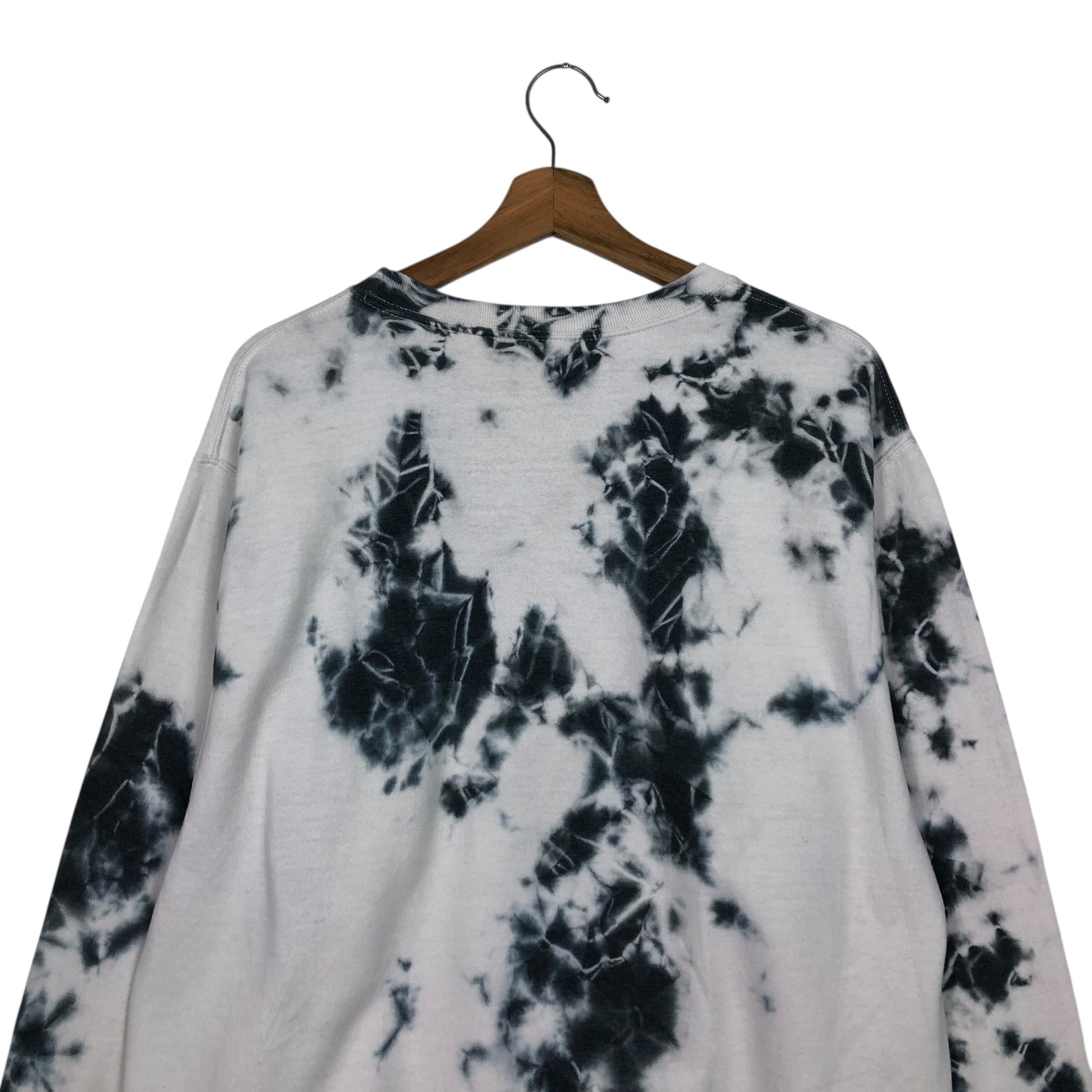 Japanese Brand 📌Vintage Sweatshirt Disney Mickey Mouse Acid Wash Big Logo Size US M / EU 48-50 / 2 - 10 Thumbnail