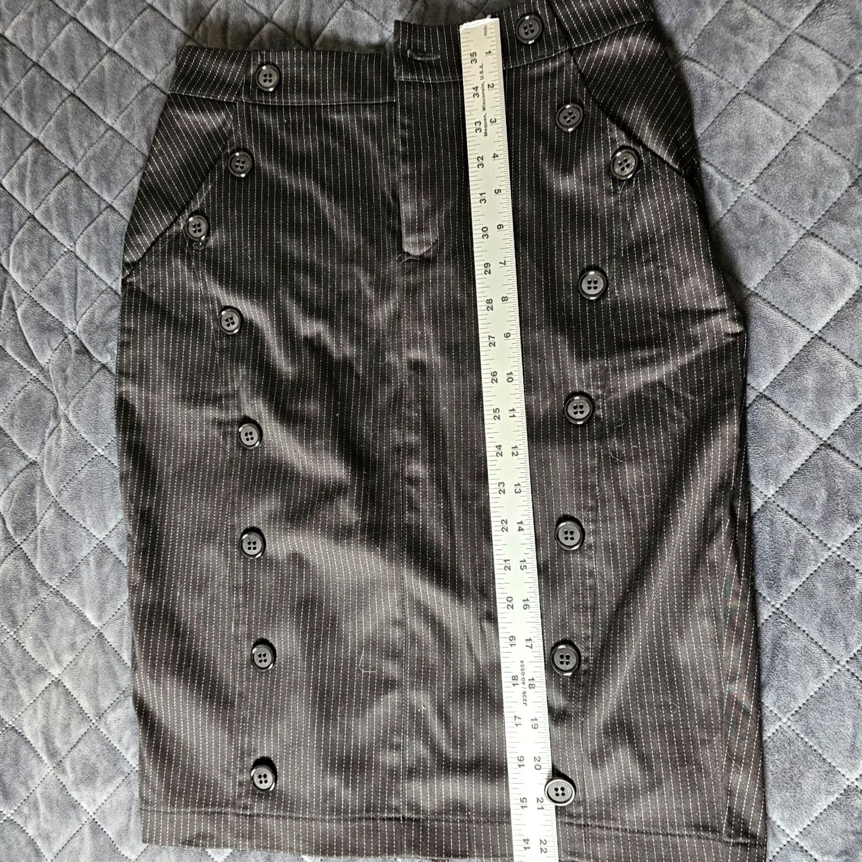 Vintage JLO Jennifer Lopez Pencil Skirt Womens Size 28 Black Striped Stitching Skirt Knee Length Womens Size 28" / US 6 / IT 42 - 4 Thumbnail