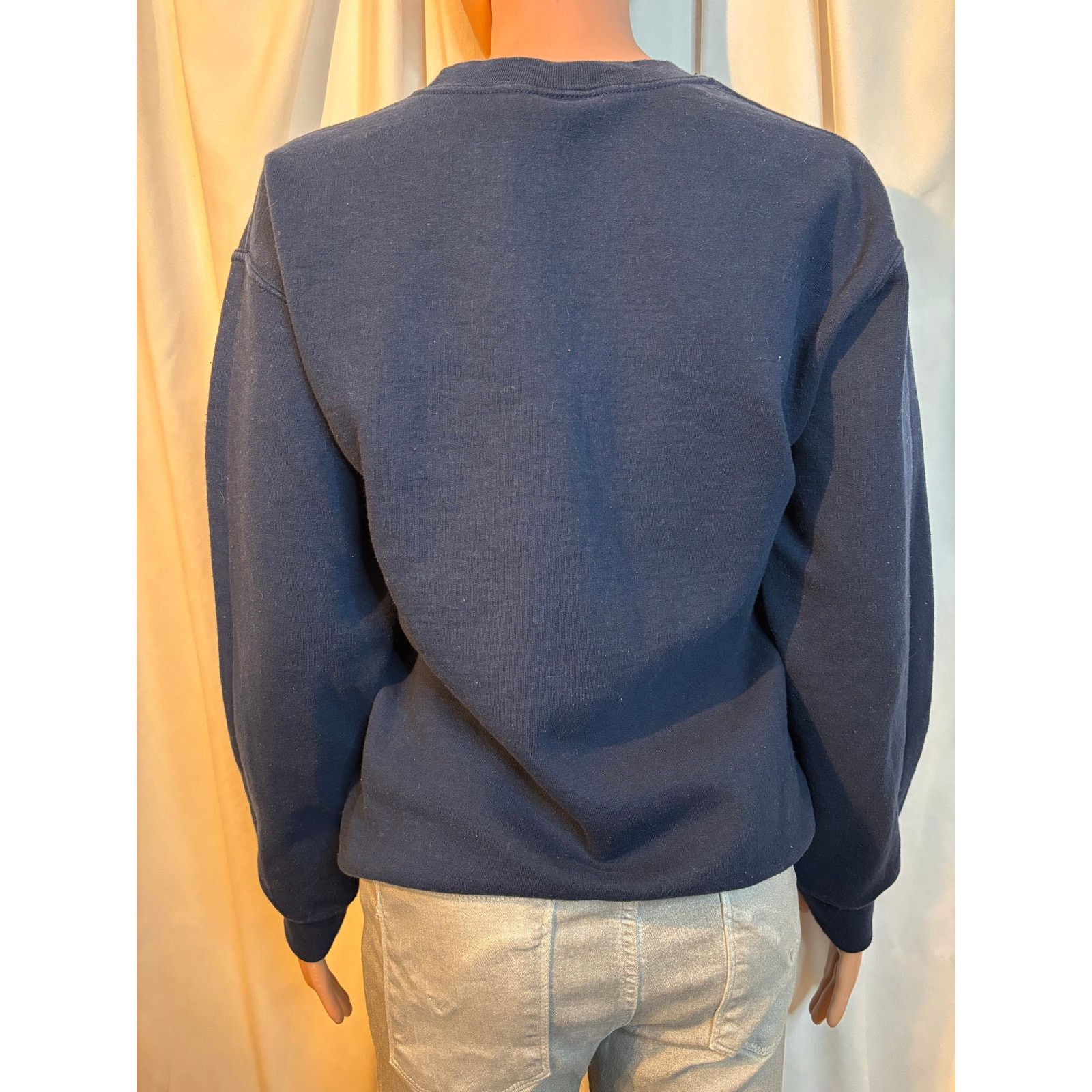 Gildan Stranger Things 11 Days of Christmas Sweater Size Small Size S / US 4 / IT 40 - 2 Thumbnail