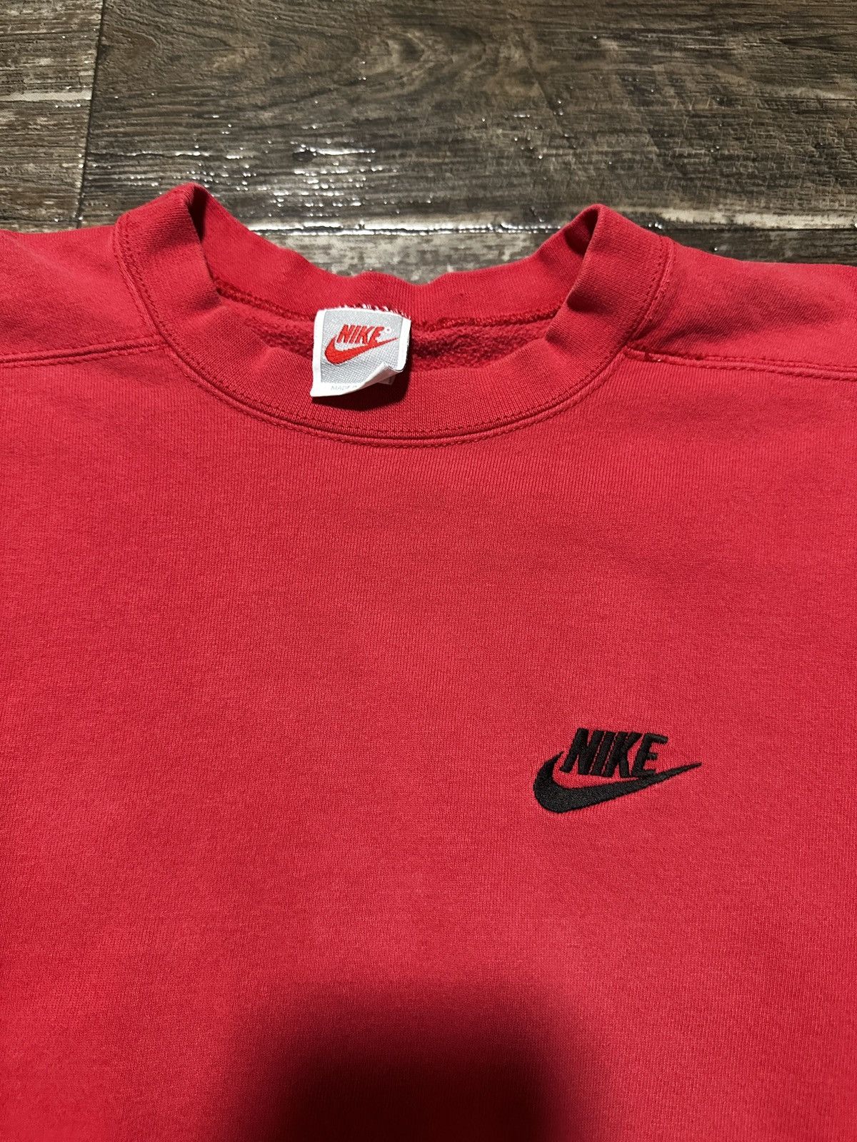 Nike 90s Nike Red Crewneck Sweatshirt Size US M / EU 48-50 / 2 - 1 Thumbnail