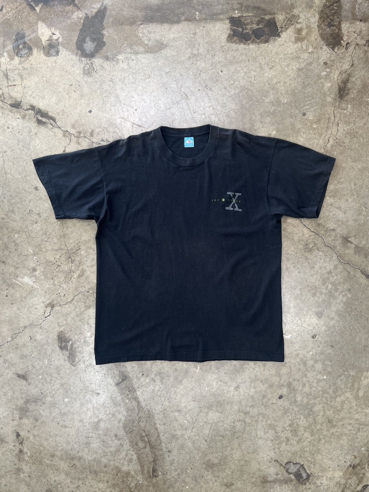 Vintage Vintage 1994 The X Files Truth Is Out There Tee XL Size US XL / EU 56 / 4 - 5 Thumbnail