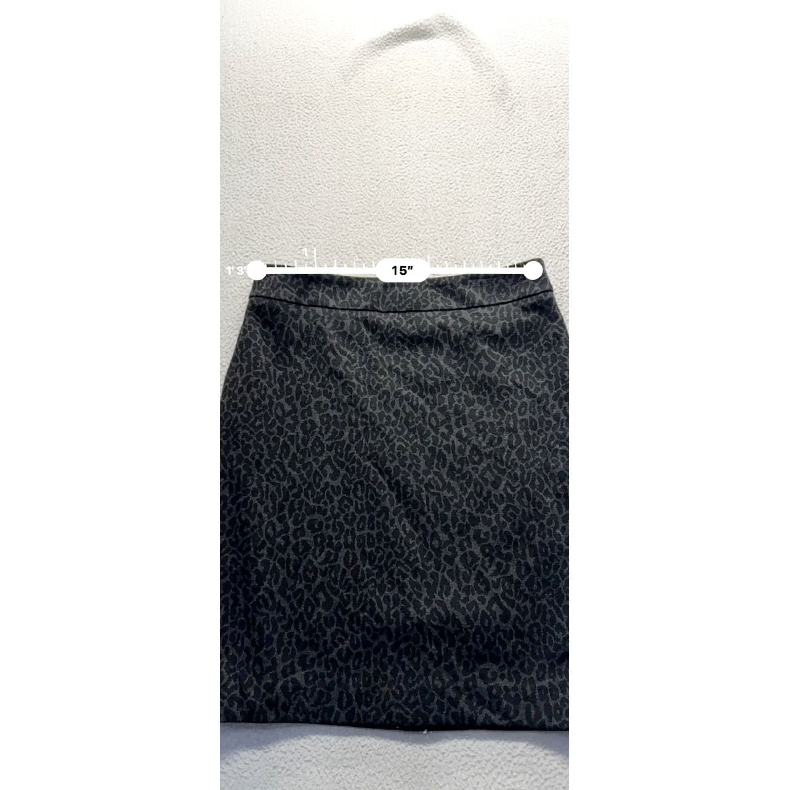 Loft VINTAGE Loft Leopard Print Pencil Skirt 4P Unisex Adults Petites Size 4P Gray Short Women's Mens Girls Size 27" / US 4 / IT 40 - 6 Thumbnail