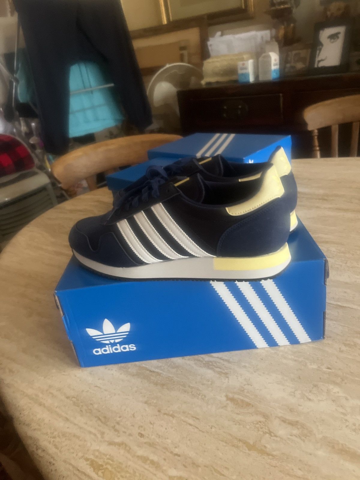Adidas Adidas USA 84 Size US 10.5 / EU 43-44 - 14 Thumbnail