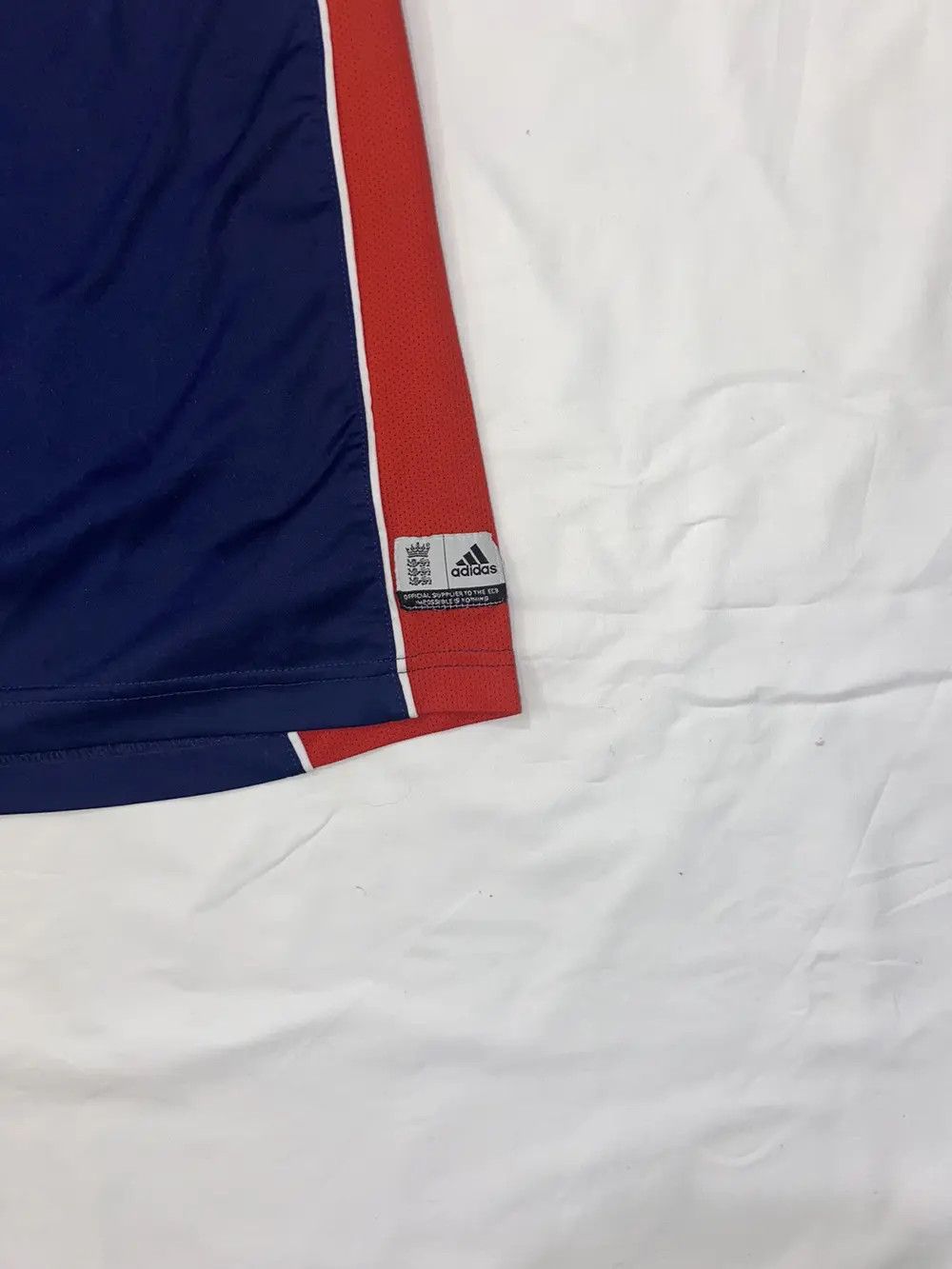 Adidas VINTAGE 2008 ADIDAS ENGLAND CRICKET NATIONAL TEAM JERSEY Size US S / EU 44-46 / 1 - 8 Thumbnail