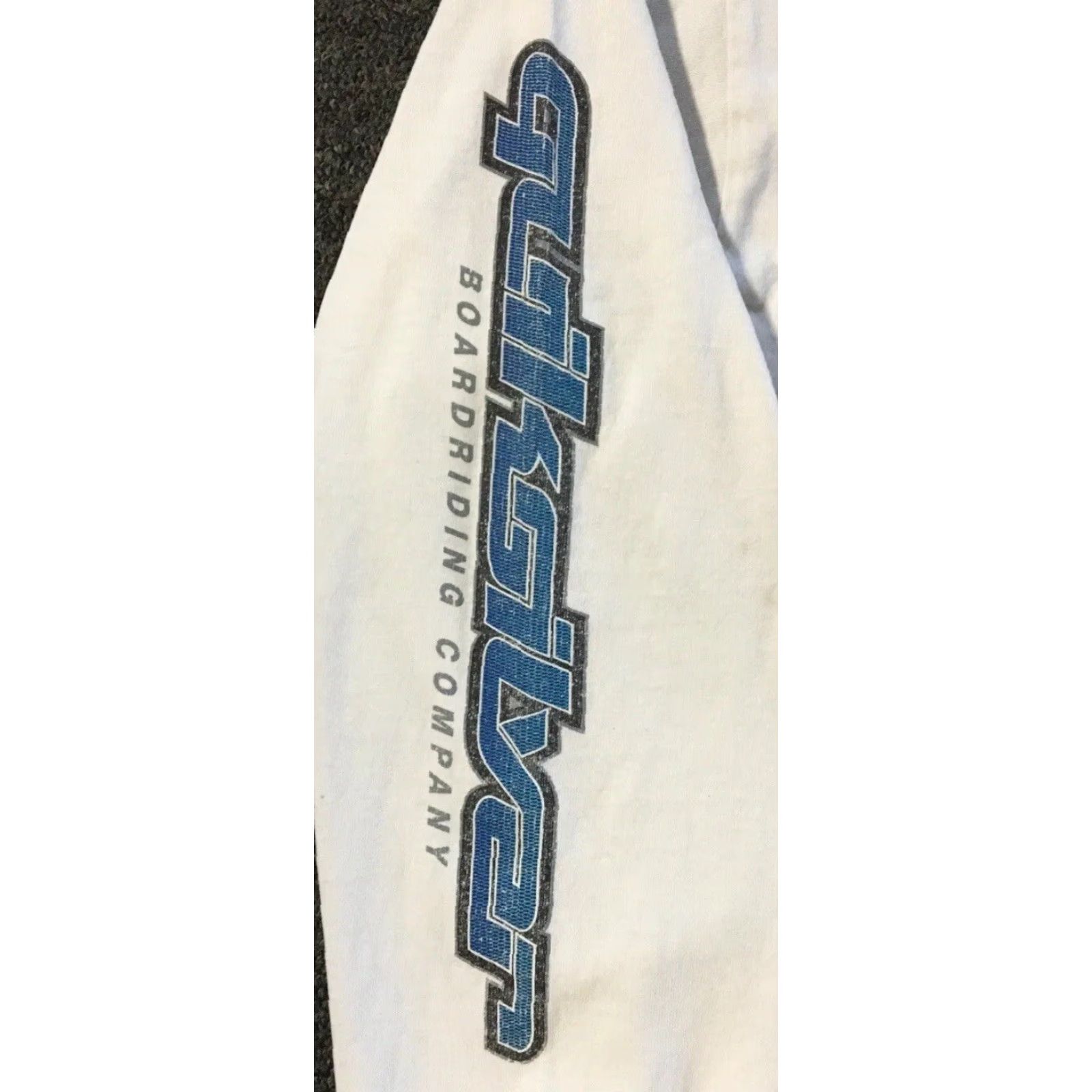 Billabong VINTAGE Quiksilver Thrashed Faded Distress Shirt L USA Surf Skate Grunge OP 90s Y2K Shirt Mens Large White Logo Beach Water Graphic Tee Distressed 90s Size US L / EU 52-54 / 3 - 5 Thumbnail