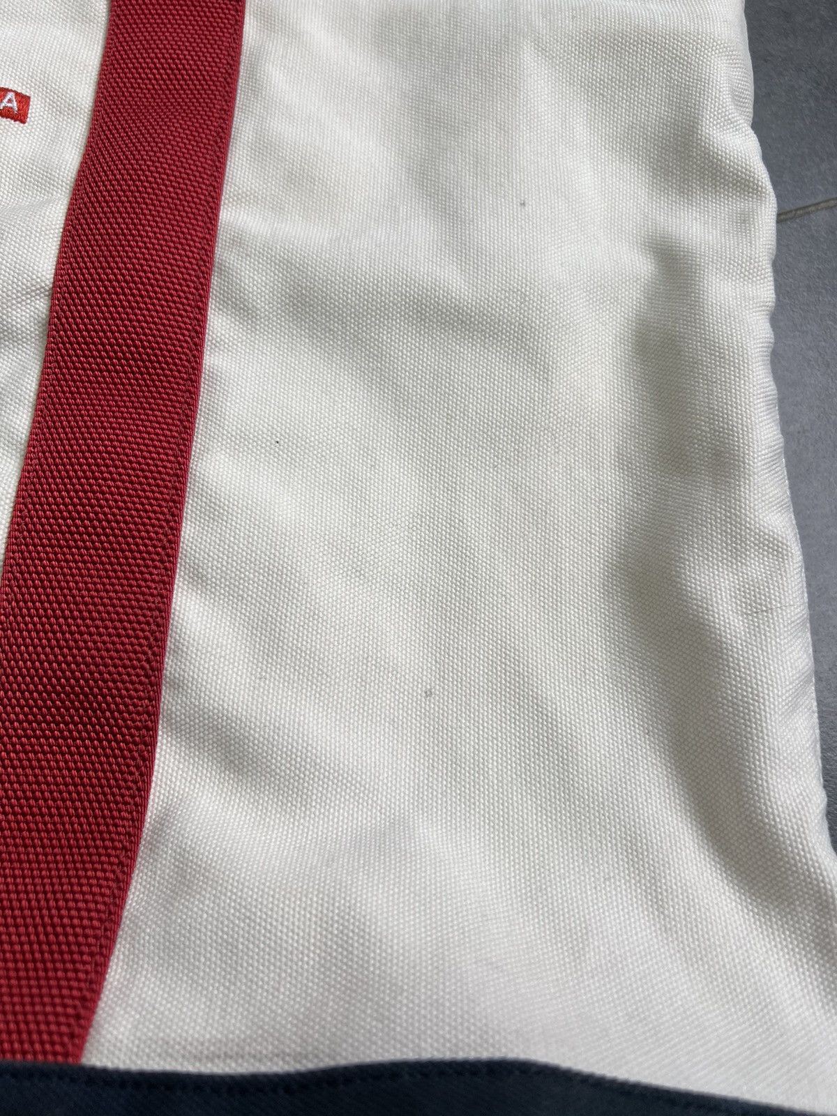 Prada × Vintage Vintage Prada Luna Rossa Tote shoulder hobo Bag Size ONE SIZE - 4 Thumbnail