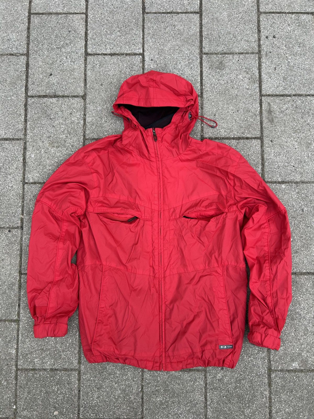 Oakley Oakley Vintage red Hooded Windbreaker Jacket Nylon Jacket Size US L / EU 52-54 / 3 - 1 Thumbnail