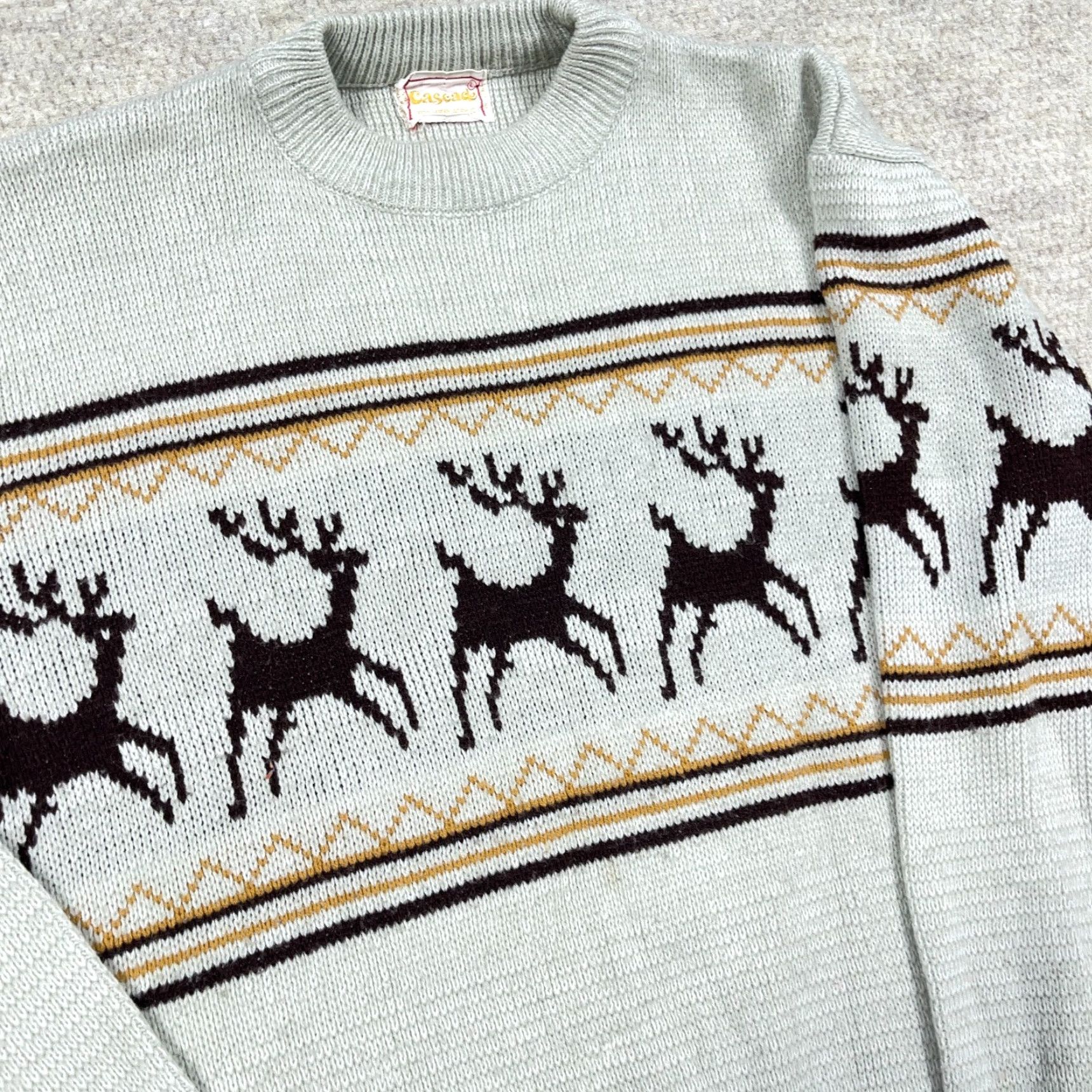 Vintage VINTAGE GrandPa Sweater Men L Gray Acrylic Knit Nordic Rein Deer 70s 80s Cascade Pullover Geometric 80s 90s Retro Hip Hop Streetwear Mens Size US L / EU 52-54 / 3 - 4 Thumbnail