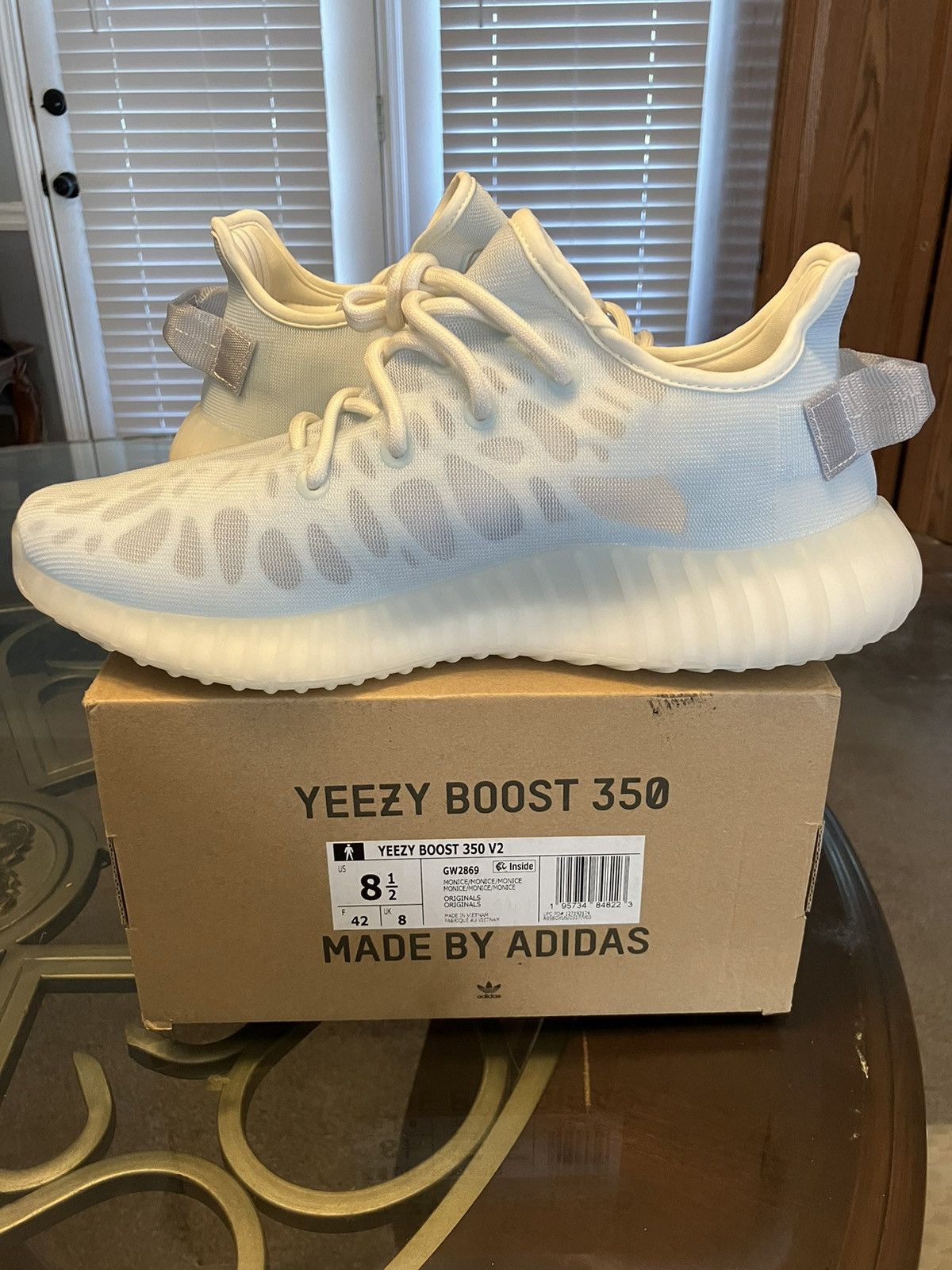 Adidas × Kanye West Yeezy 350 V2 Mono Ice Size US 8.5 / EU 41-42 - 9 Thumbnail