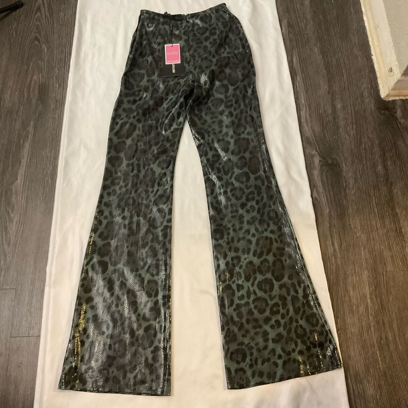 Other PrettyLittleThing Blue Print Faux Leather Cut Out Flare 0 Size 25" / US 0 / IT 36 - 1 Thumbnail