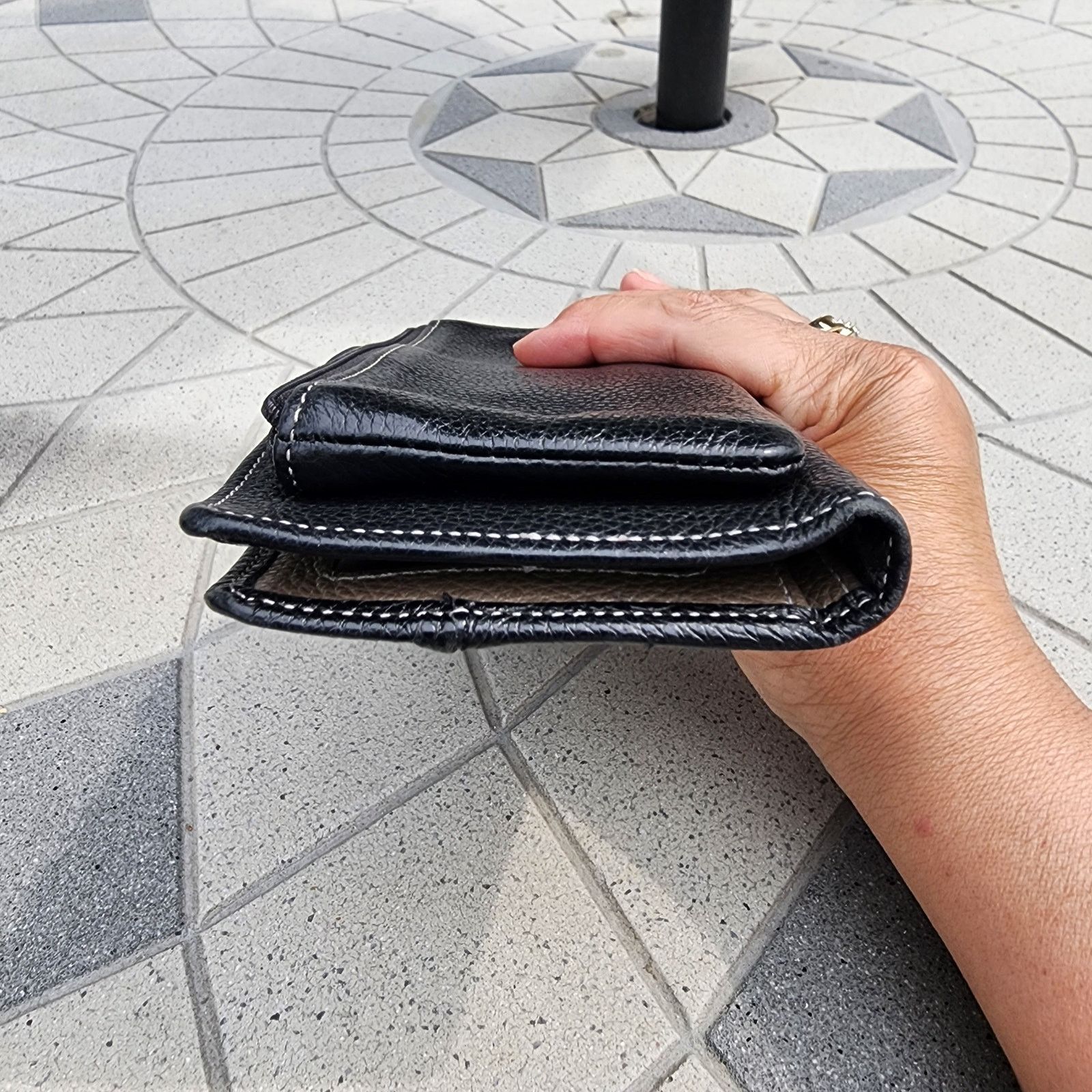 Brighton Brighton Black Barbados Large Leather Pocket Wallet Size ONE SIZE - 12 Thumbnail