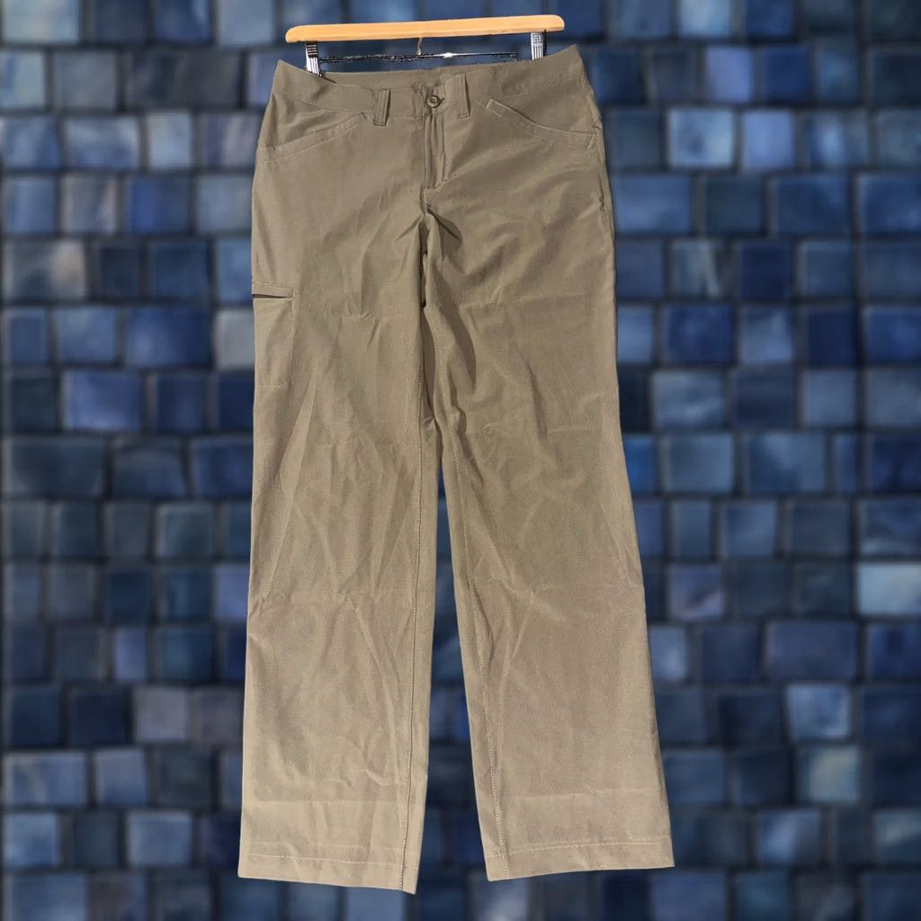 Eddie Bauer Eddie Bauer Travex Pants Womens 10 Convertible Leg Brown Stretch Cargo Pockets Size 32" / US 10 / IT 46 - 1 Thumbnail