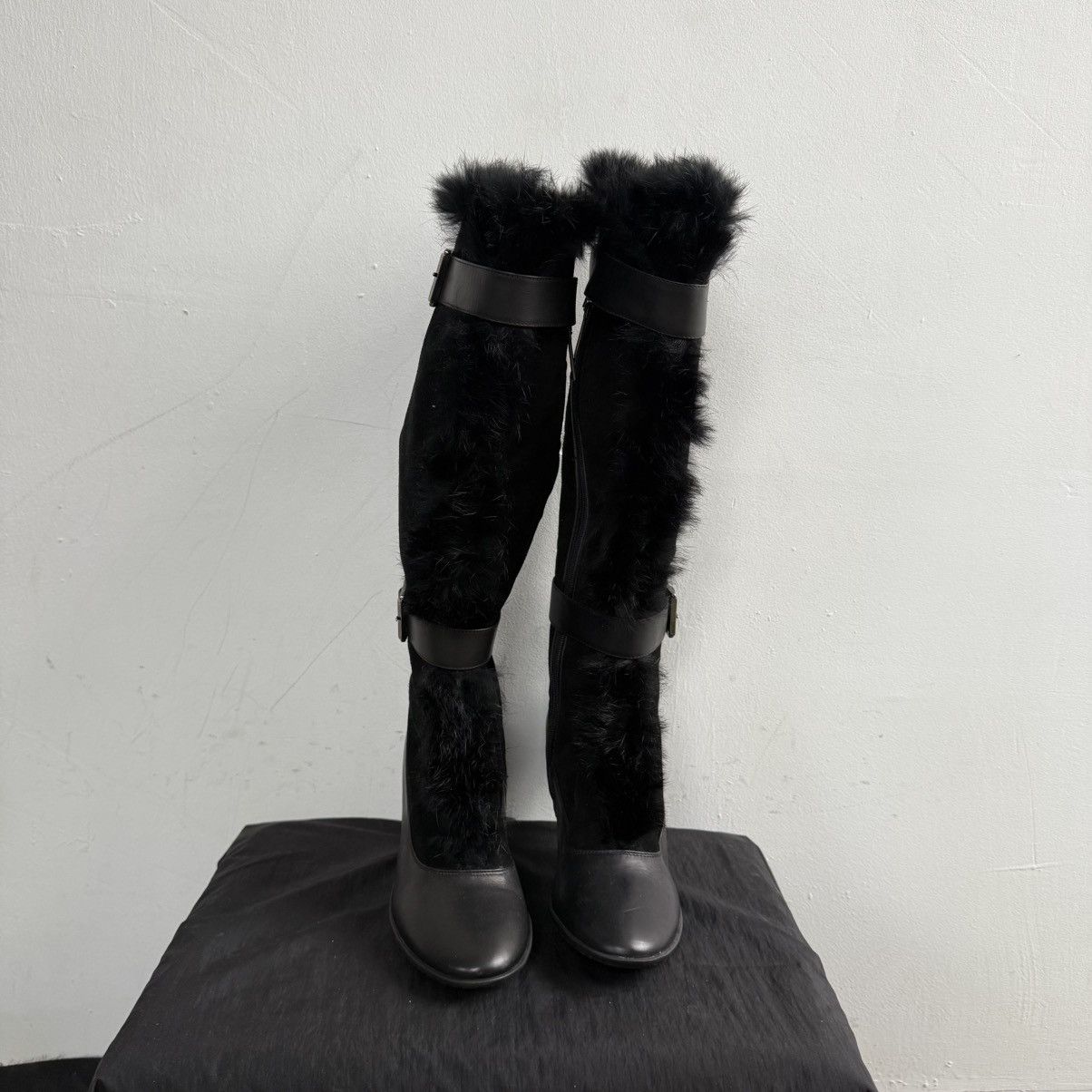 DKNY DKNY Knee High Leather Boots With Heels Rabbit Fur Straps Size US 8 / IT 38 - 4 Thumbnail
