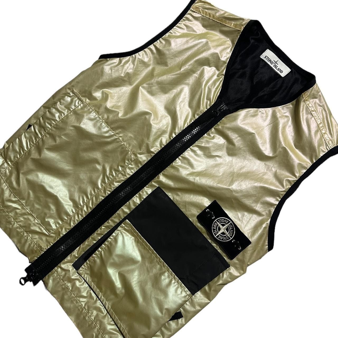 Stone Island Stone Island Iridescent Coating Reflex Mat Vest Size US M / EU 48-50 / 2 - 2 Thumbnail