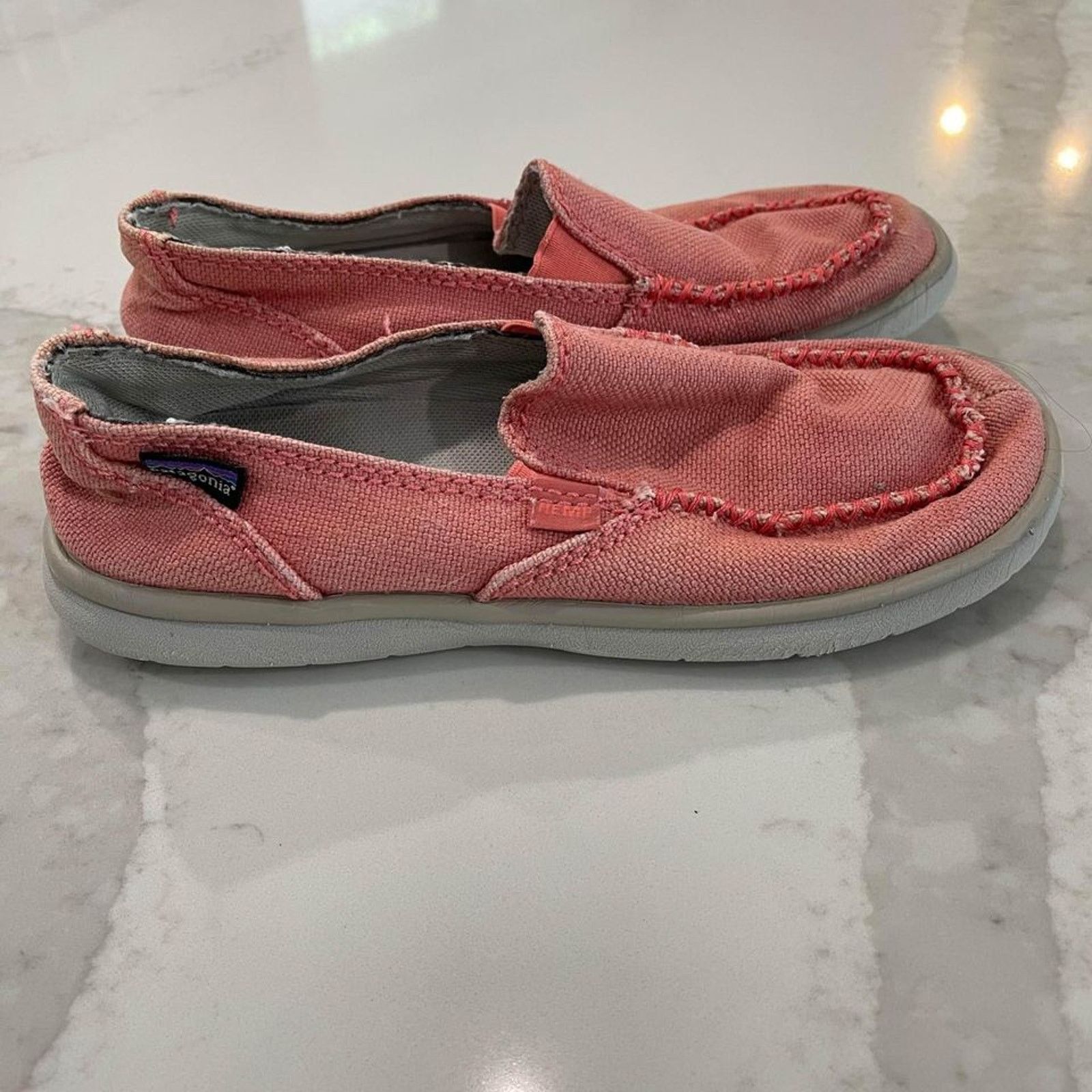 Patagonia Patagonia Naked Maui DragonPink Slip On Hemp Shoes Womens 6 Size US 6 / IT 36 - 4 Thumbnail